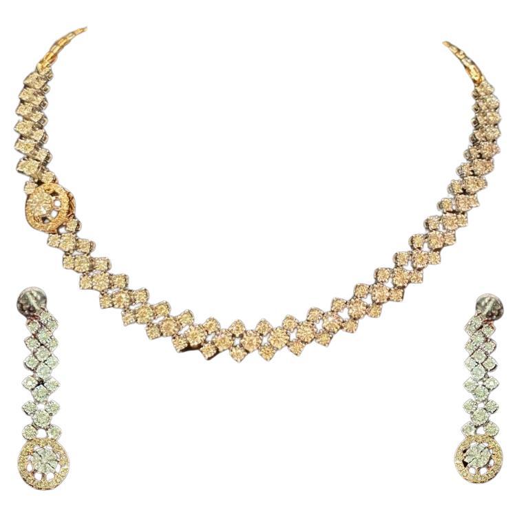 4.23 Carats Round Brillant Diamonds 14K Gold Parure