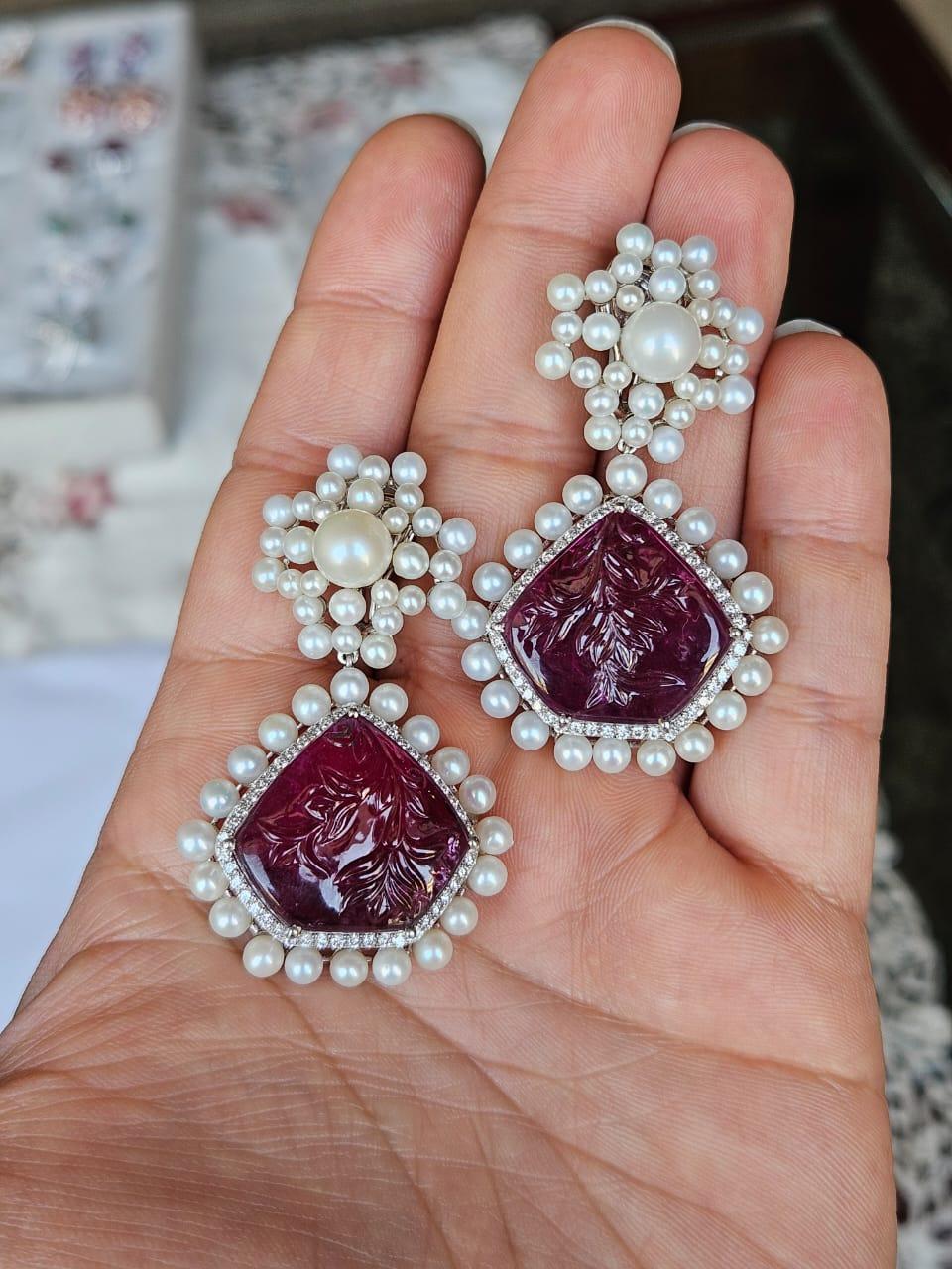 42.31 carats, carved Tourmaline, Freshwater Pearls & Diamonds Chandelier Earring In New Condition For Sale In Hong Kong, HK