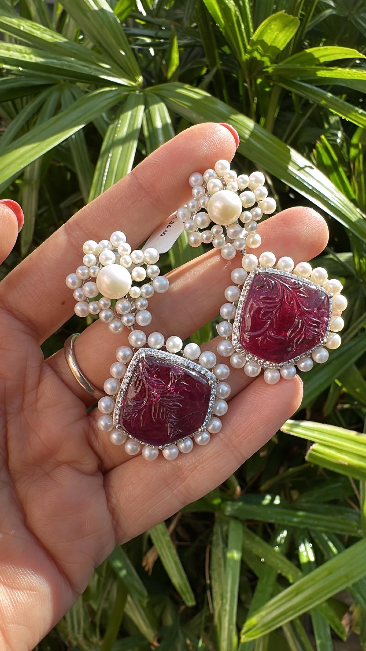 42.31 carats, carved Tourmaline, Freshwater Pearls & Diamonds Chandelier Earring For Sale 1