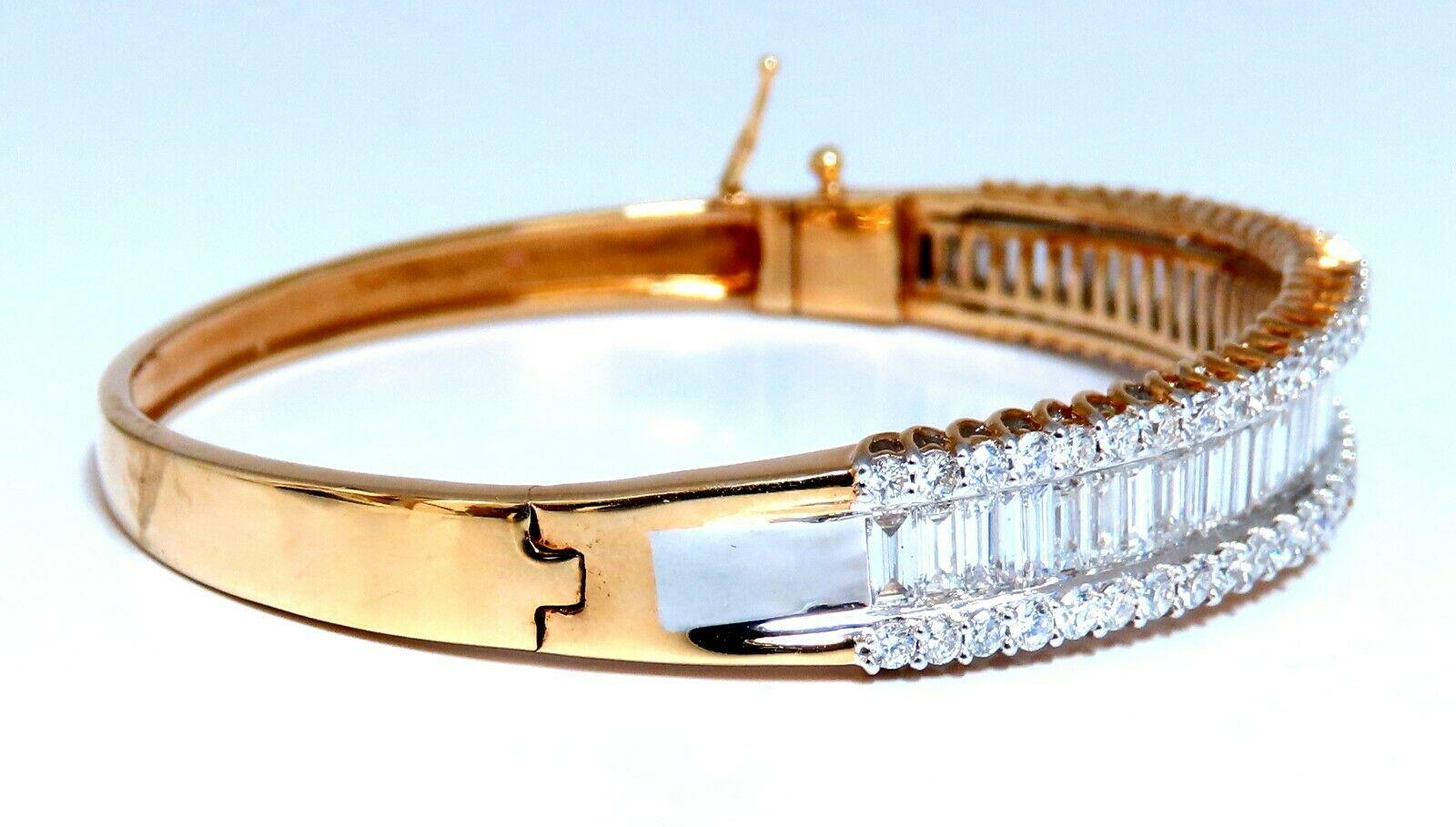 Bracelet à trois rangées de diamants taille baguette et ronde de 4,23 carats en or 14 carats en vente 1