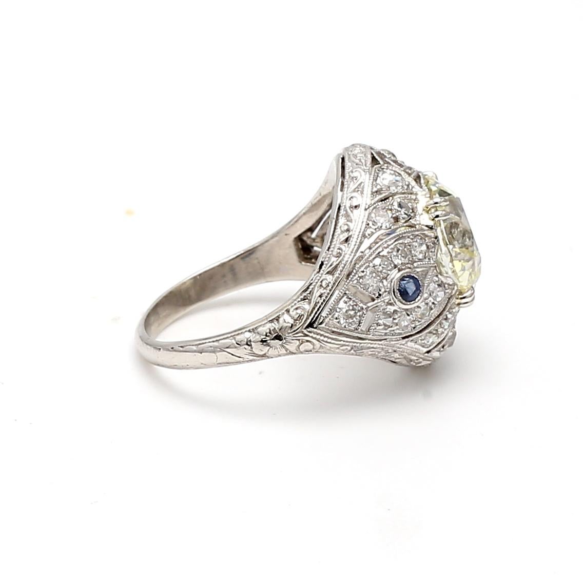 4,23ct Old European Cut Diamant & Saphir Platin Art Deco Filigran Ring im Angebot 1