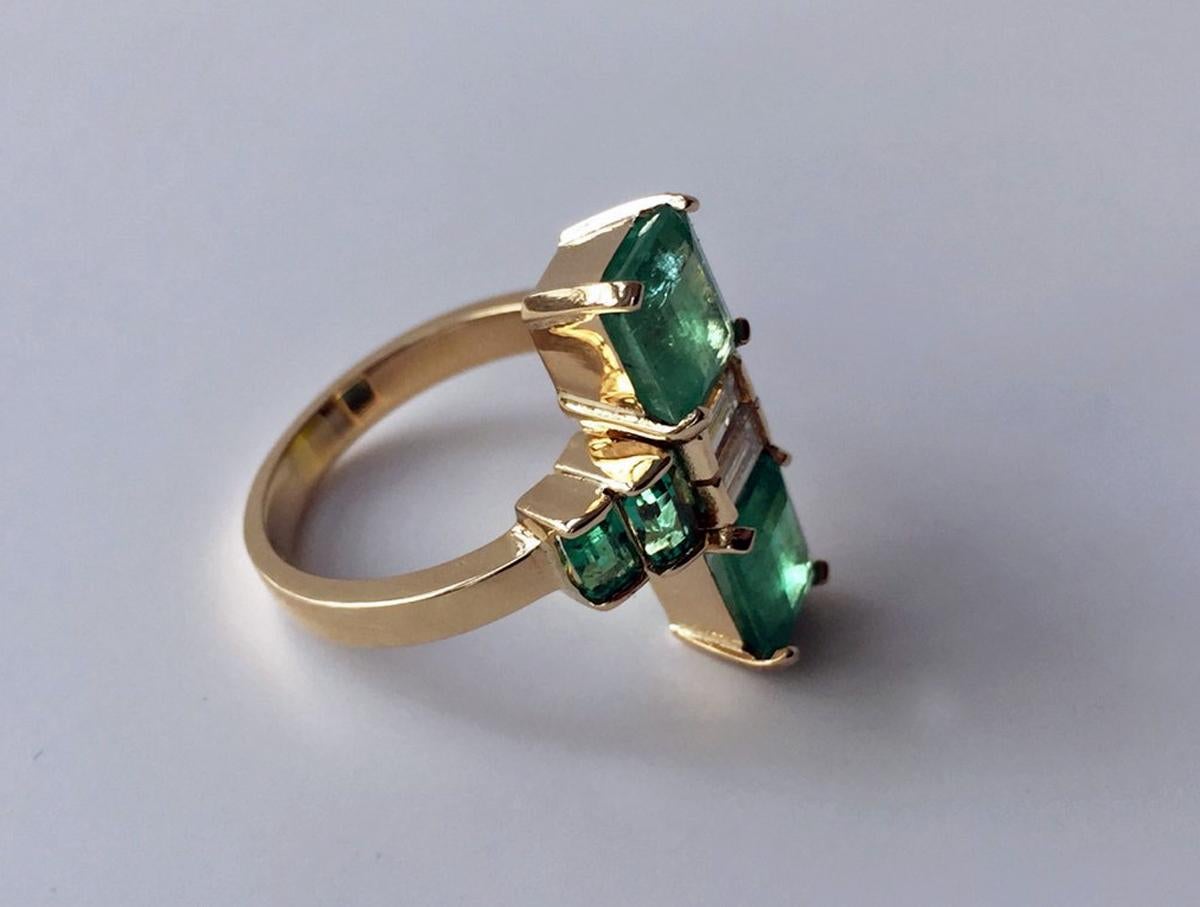 Emerald Cut 4.24 Carat Fine Colombian Emerald Diamond Art Deco Style Ring 18K For Sale