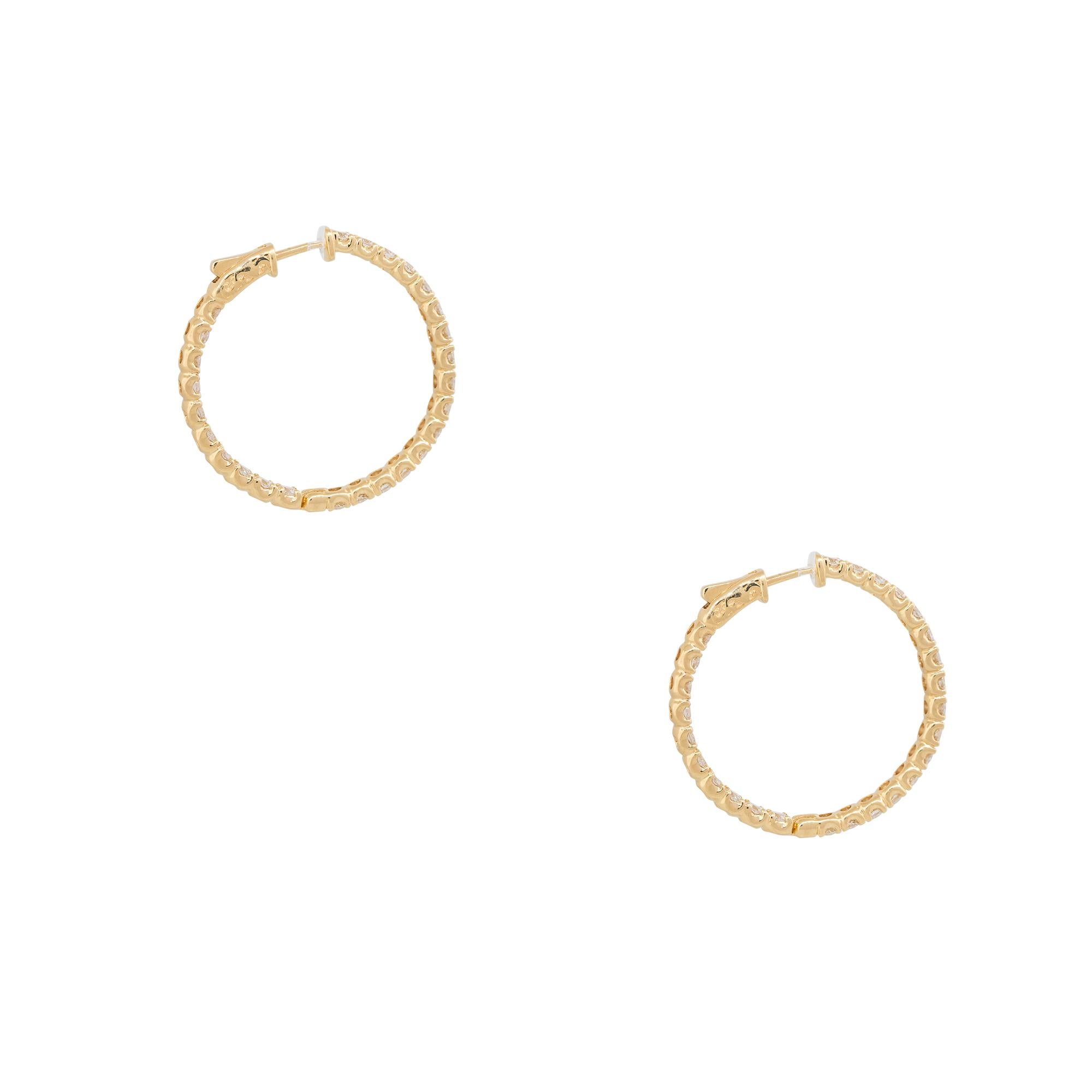 4.24 Carat Round Brilliant Diamond Inside-Out Hoop Earrings 18 Karat In Stock In Excellent Condition For Sale In Boca Raton, FL