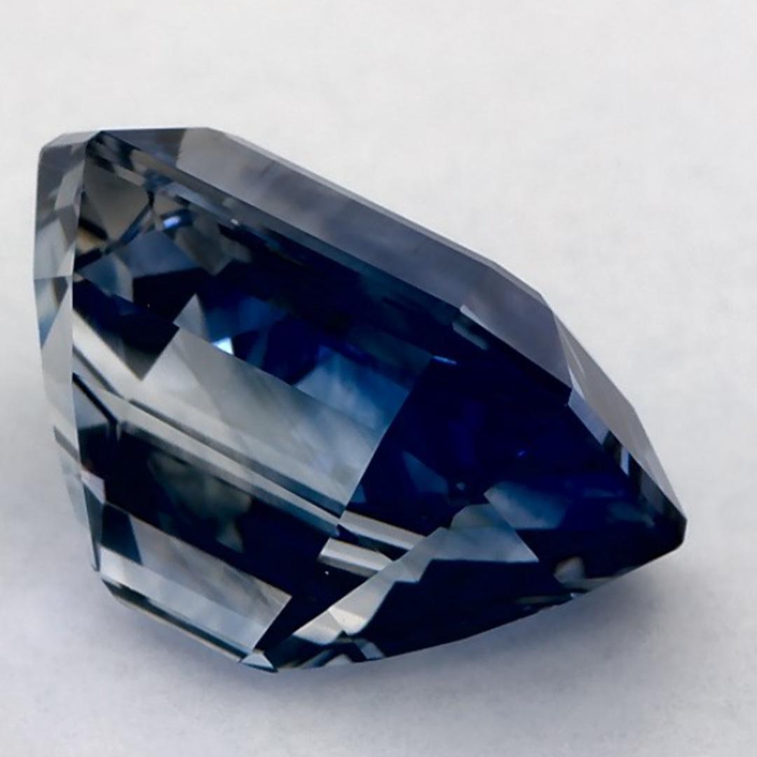 Pierre précieuse taille octogonale saphir bleu 4.24 carat en vente 1