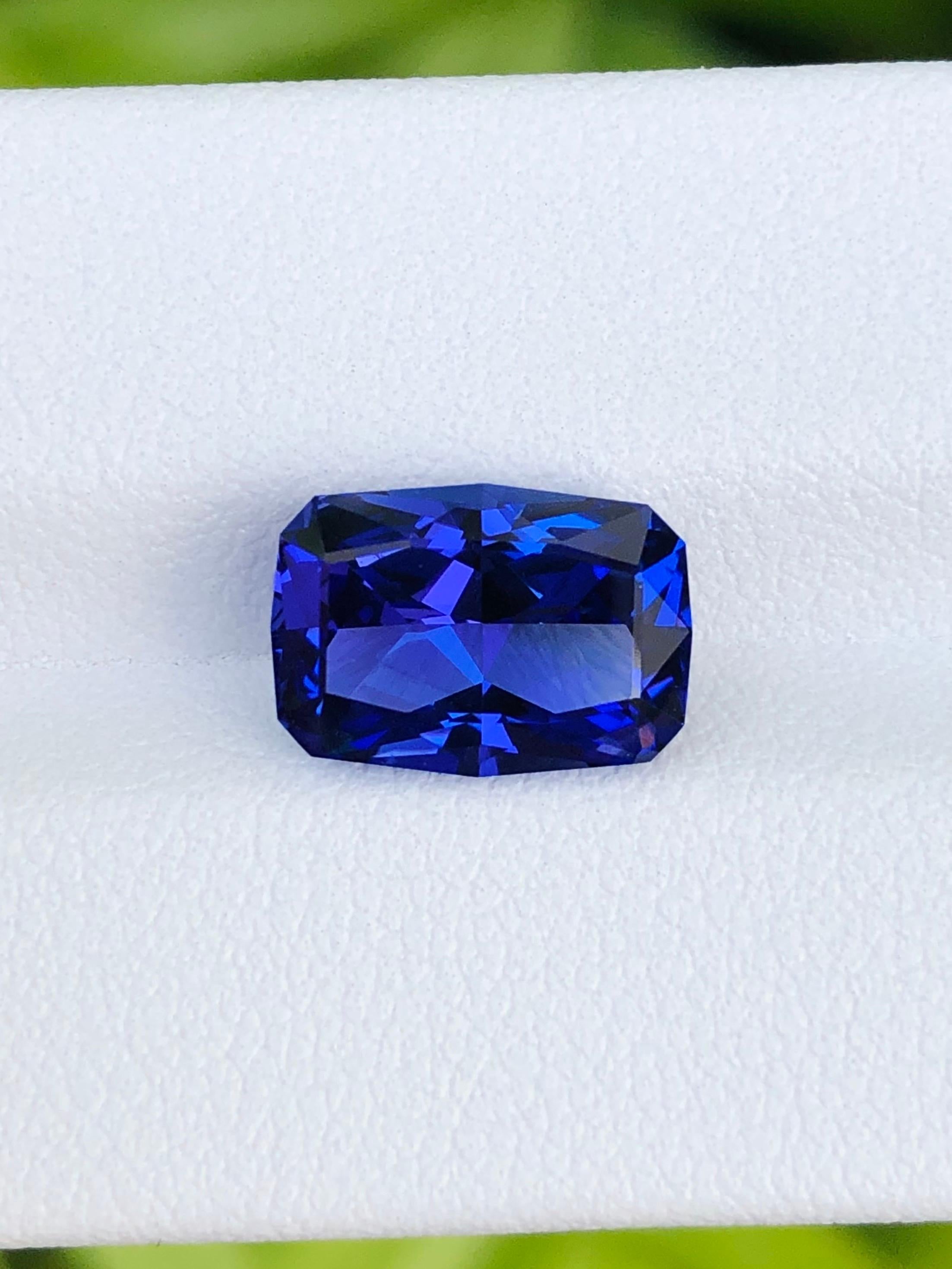 4.24 Ct Natural Tanzanite Royal Blue color Gemstone Perfect cut clean clarity For Sale 6