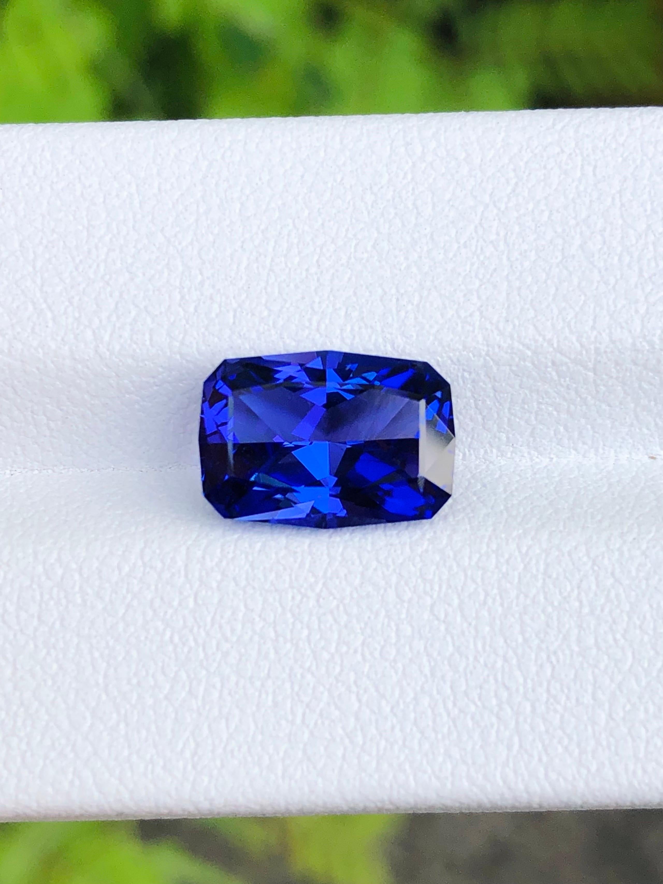 4,24 Karat Natürlicher Tansanit Königsblau Farbe Edelstein Perfekter Schliff saubere Klarheit (Brillantschliff) im Angebot