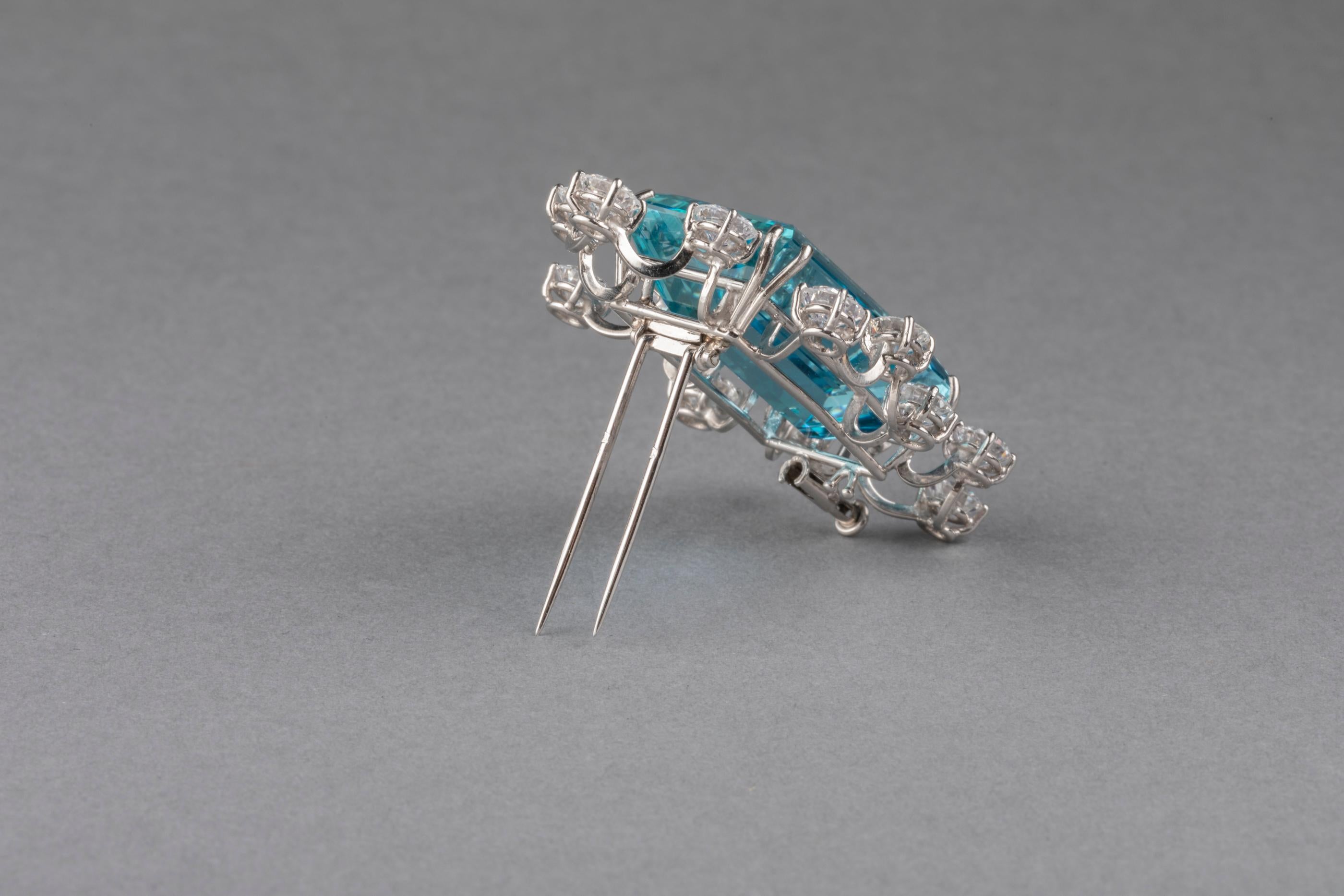 Women's 42.41 Carat Aquamarine and 6.5 Carat Diamonds Brooch For Sale