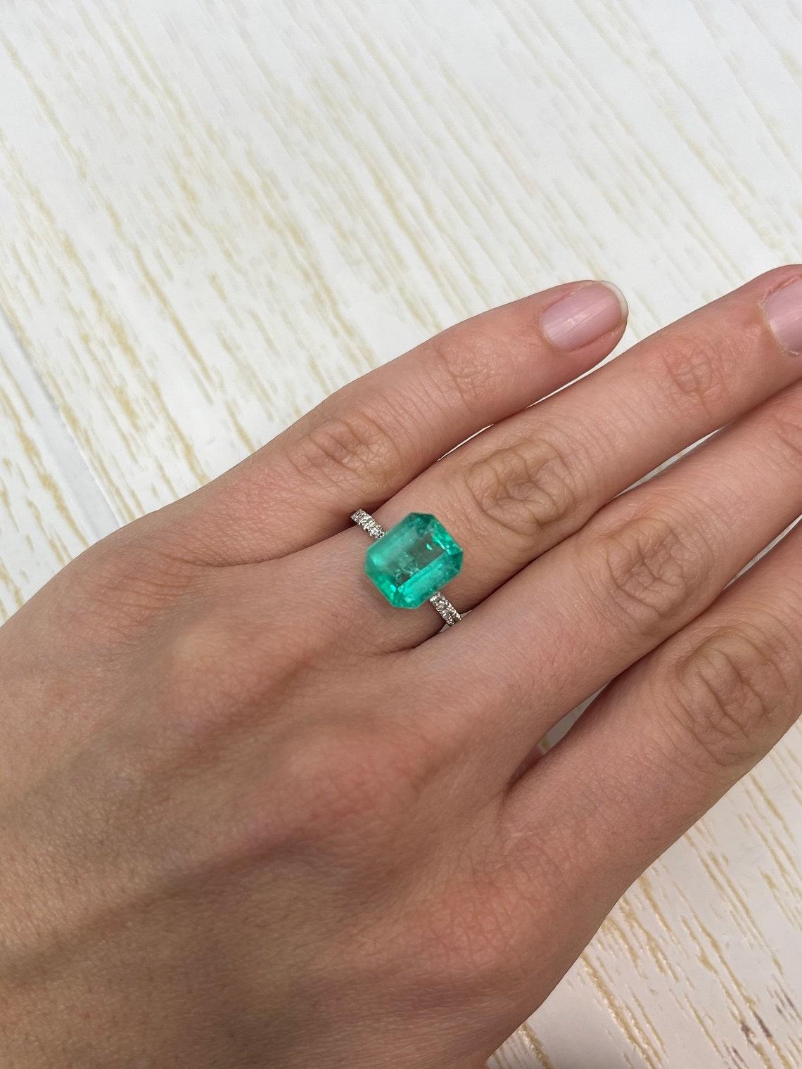 4.24ct Bluish Green Colombian Emerald 10.6x9mm Classic Cut Genuine May Birthston For Sale 2