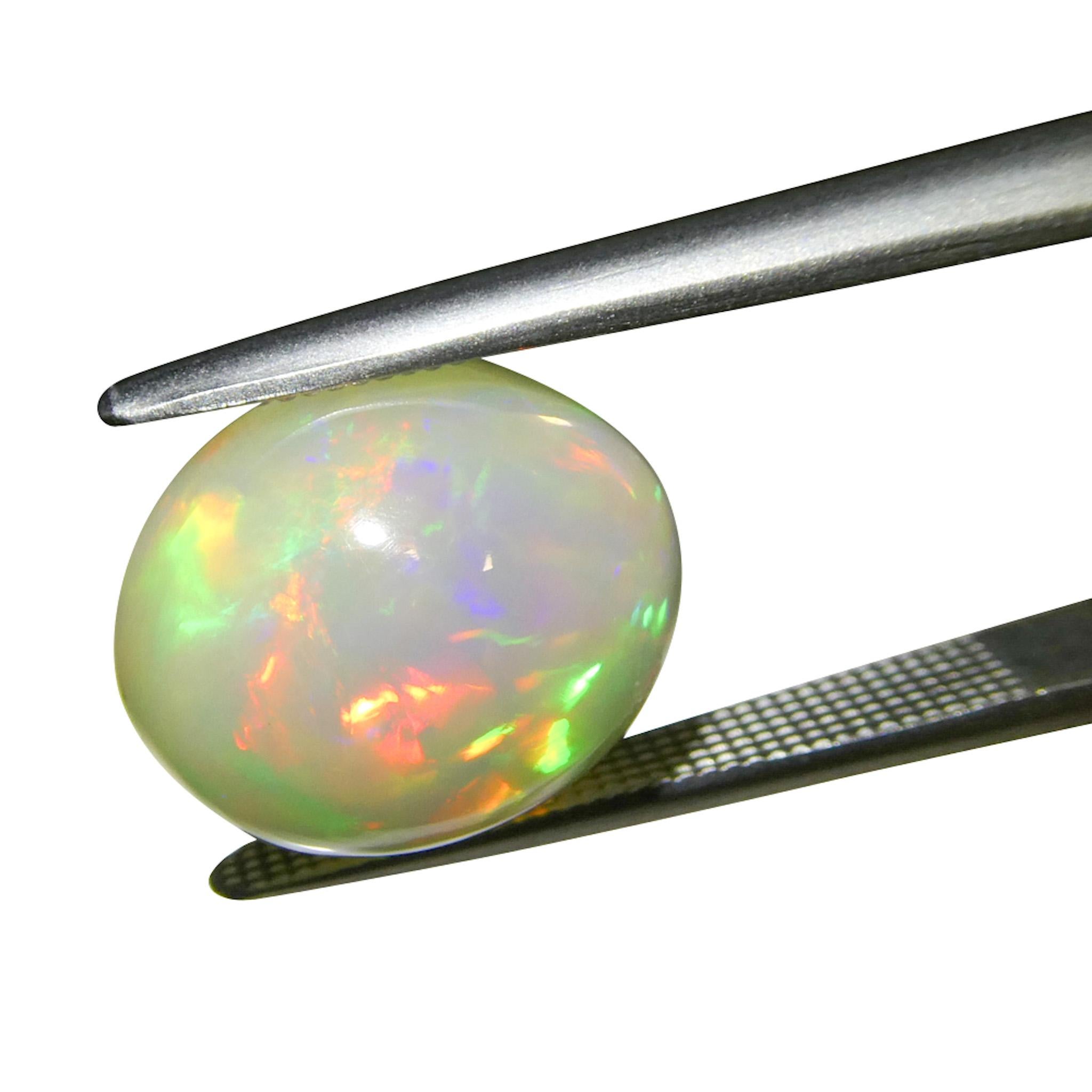 4,24 Karat Oval Cabochon Weißer Welo-Opal aus Äthiopien im Angebot 9