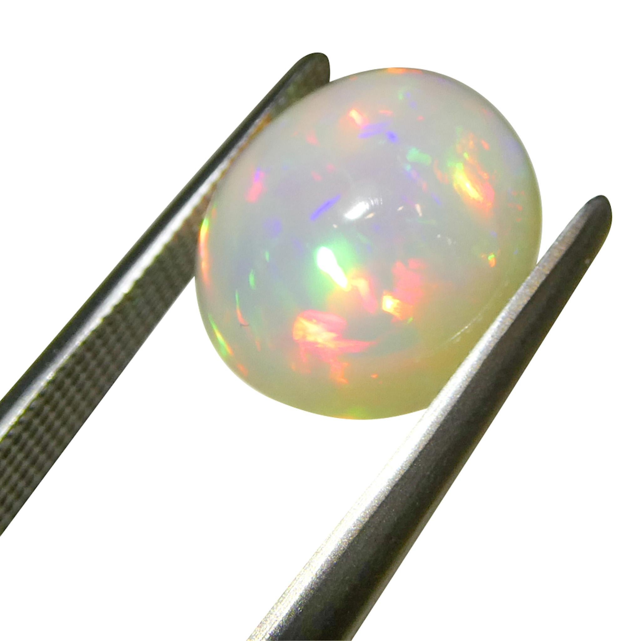 4,24 Karat Oval Cabochon Weißer Welo-Opal aus Äthiopien im Zustand „Neu“ im Angebot in Toronto, Ontario