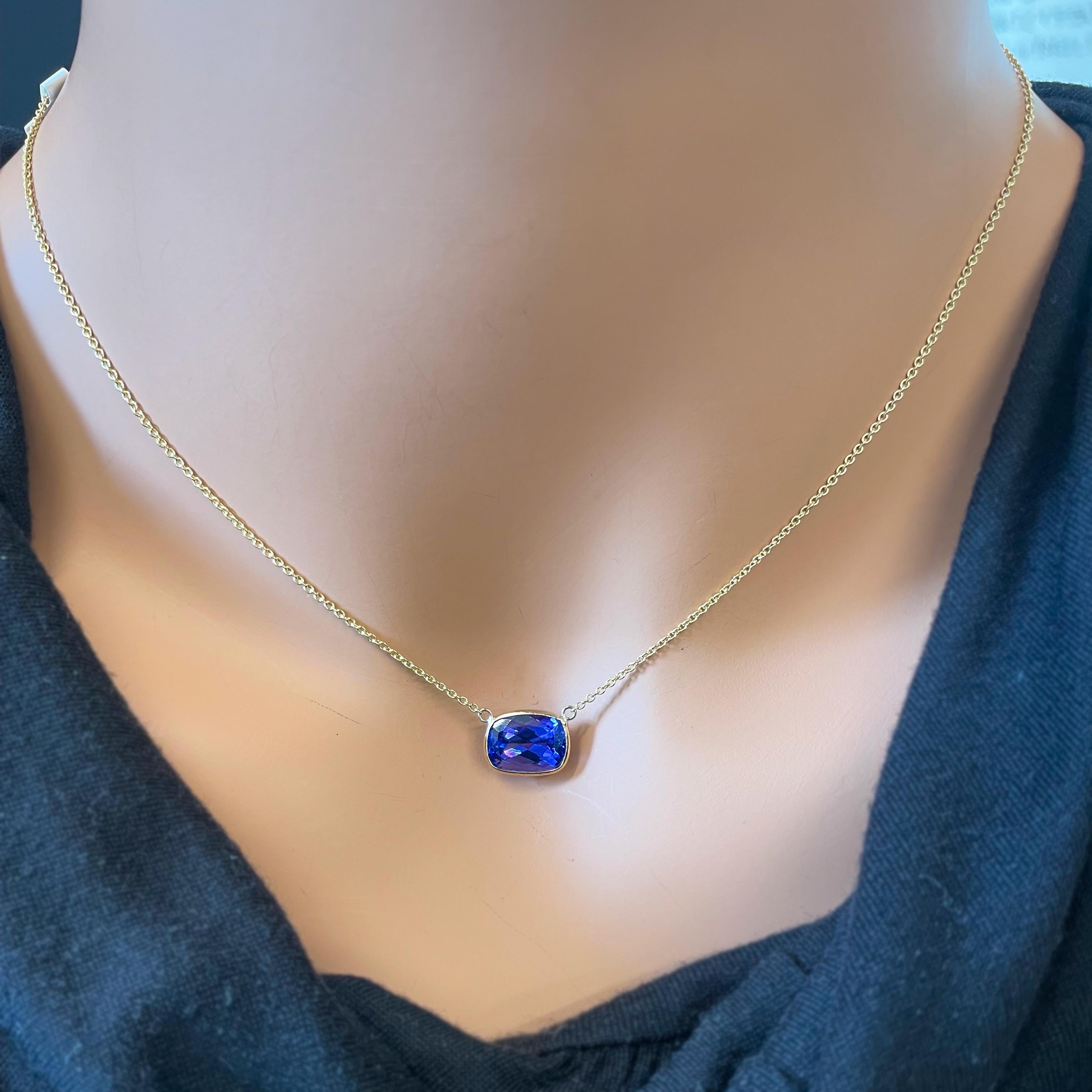 Contemporary 4.25 Carat Cushion Blue Tanzanite Fashion Necklaces In 14k Yellow Gold  For Sale