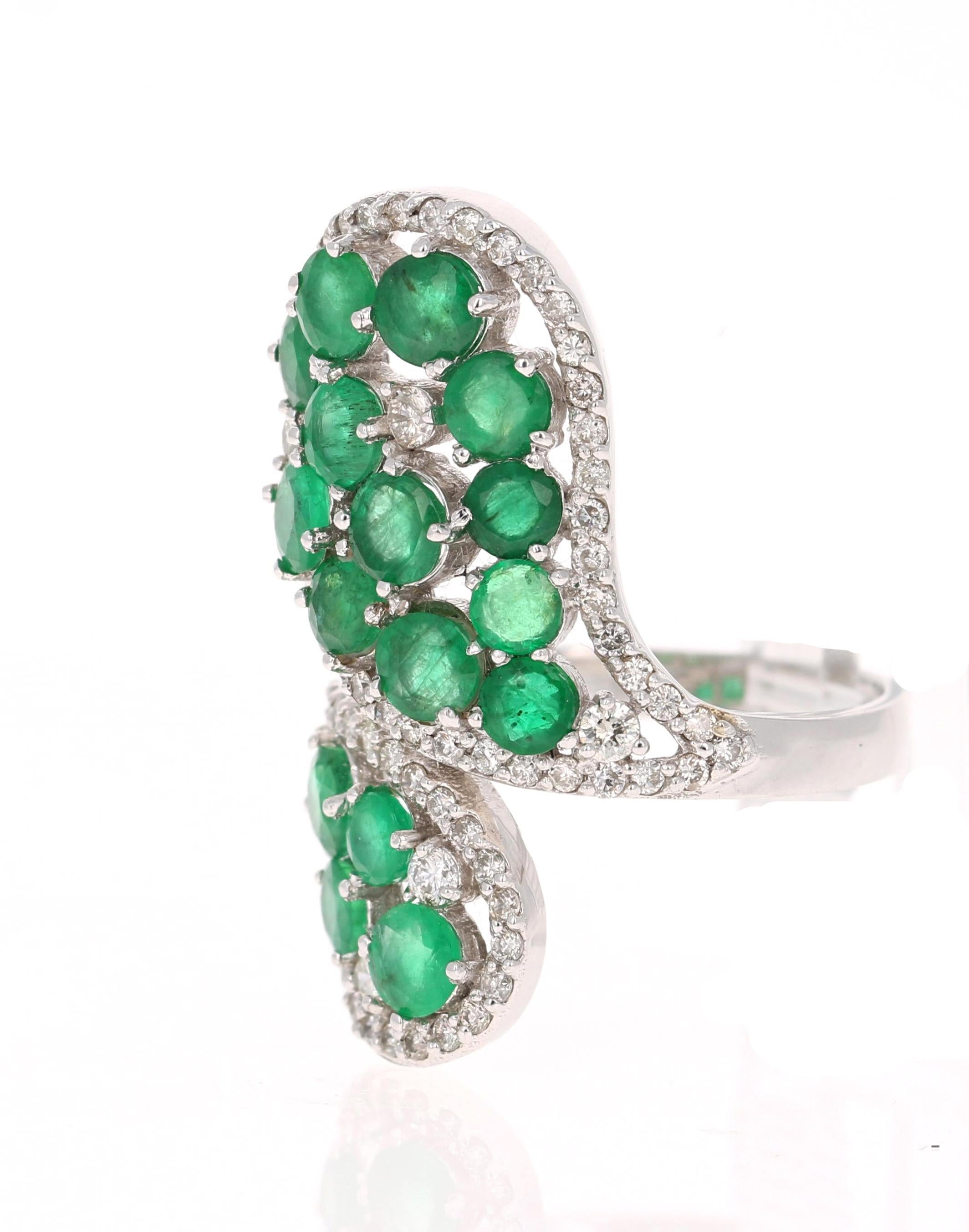 Round Cut 4.25 Carat Emerald and Diamond 14 Karat White Gold Cocktail Ring For Sale