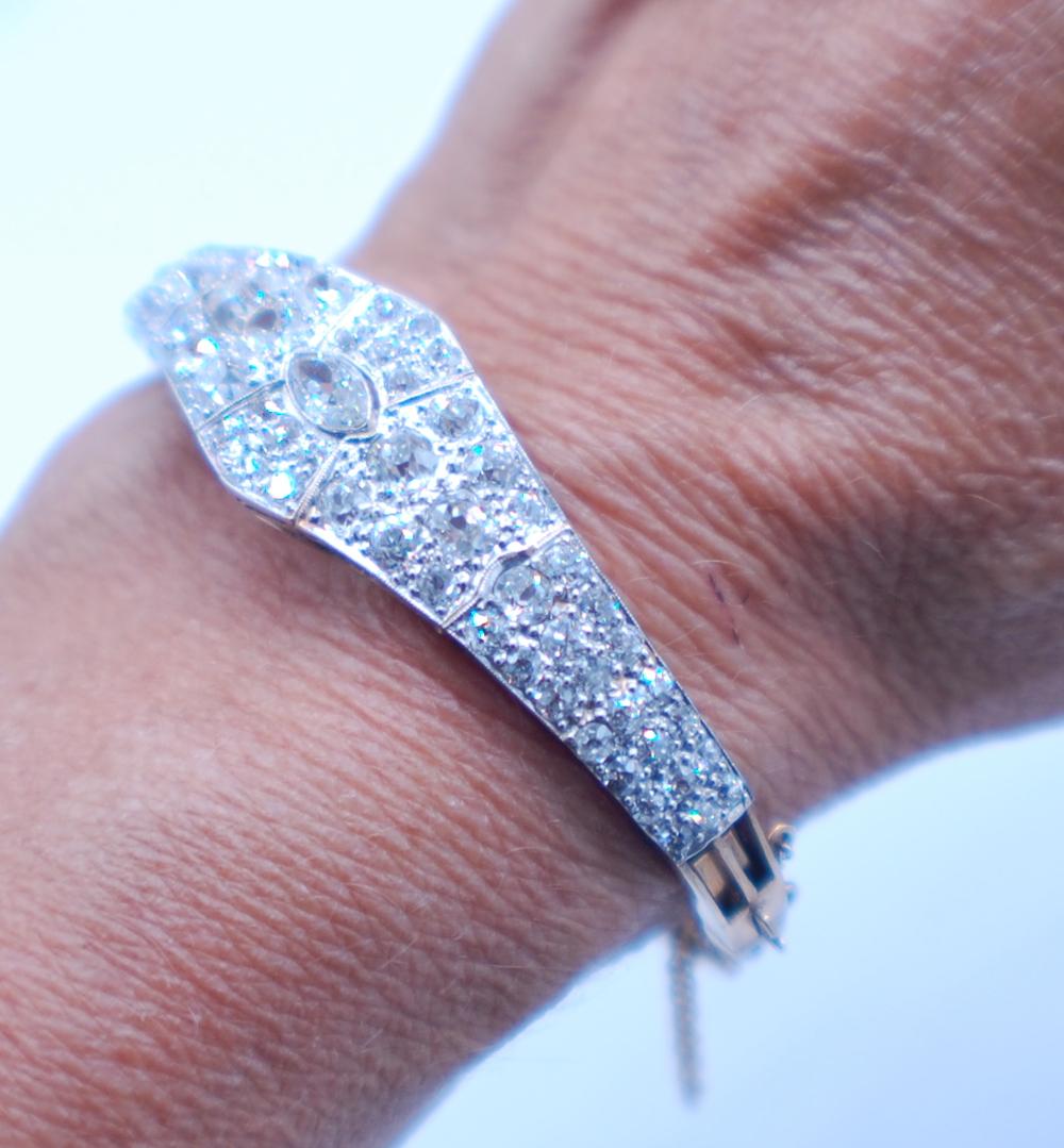 Platinarmband mit 4,25 Karat Diamant im europäischen Schliff, ca. 1920er Jahre im Zustand „Gut“ im Angebot in Laguna Hills, CA