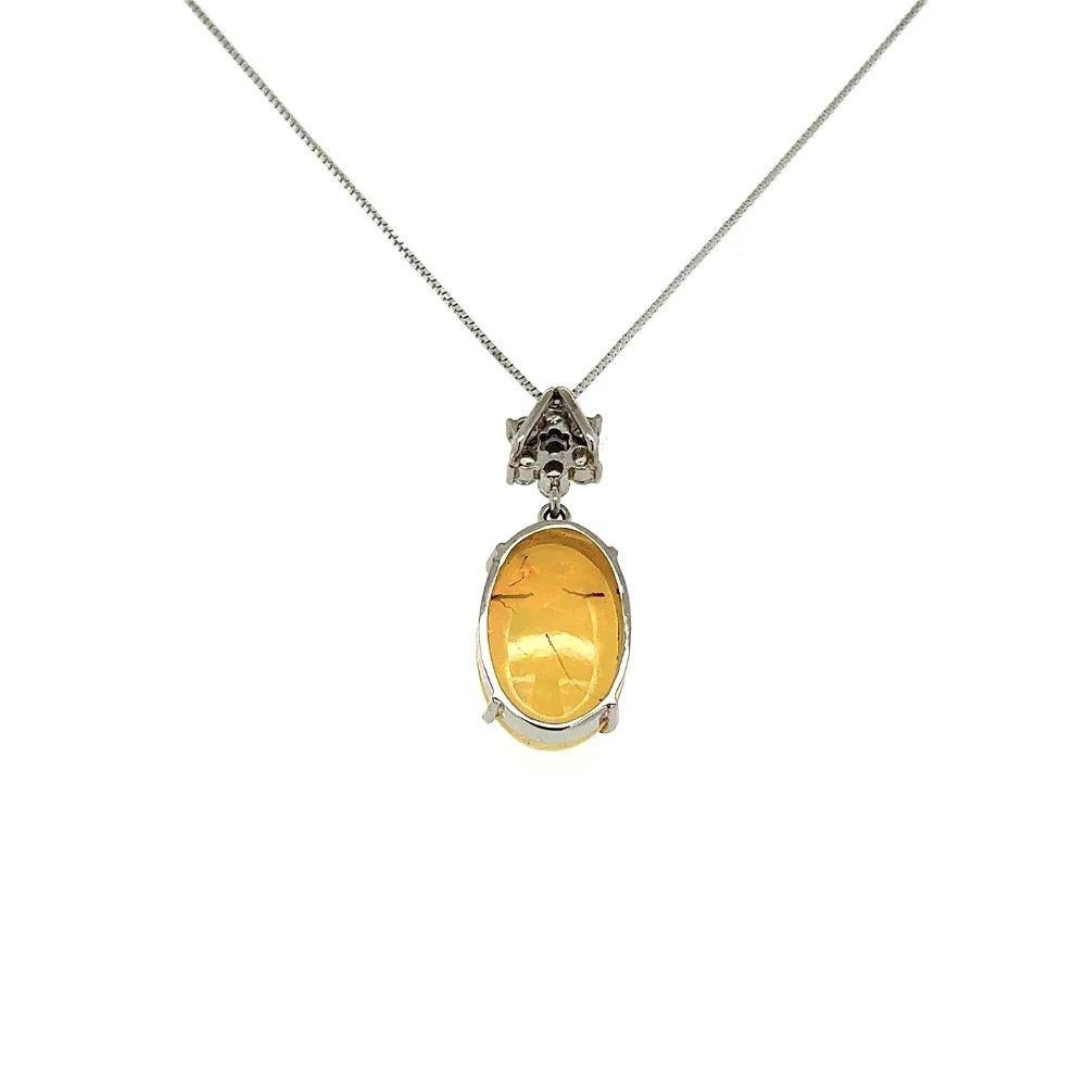4.25 Carat Fiery Crystal Opal and Diamond Vintage Gold Drop Pendant Necklace In Excellent Condition For Sale In Montreal, QC