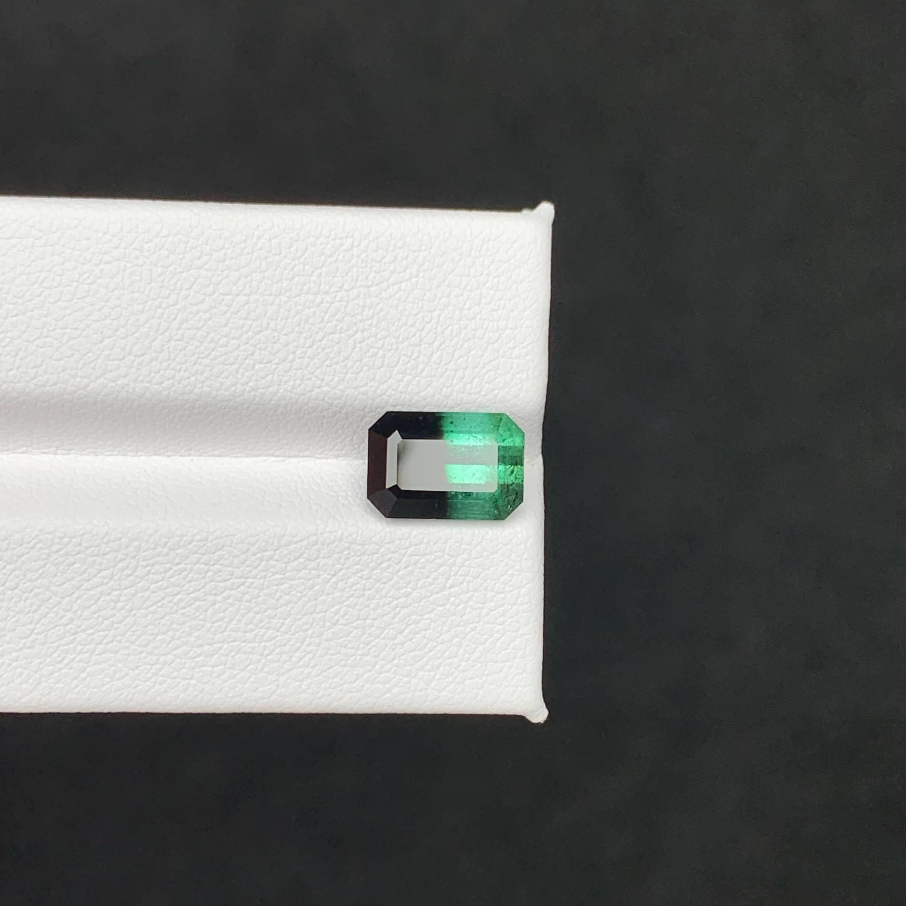 4.25 Carat Natural Loose Bicolor Tourmaline Stones Emerald Cut Pakistan Gemstone For Sale 3