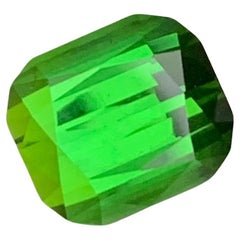 4.25 Karat natürlicher loser, leuchtend grüner Turmalin in Kissenform für Ring