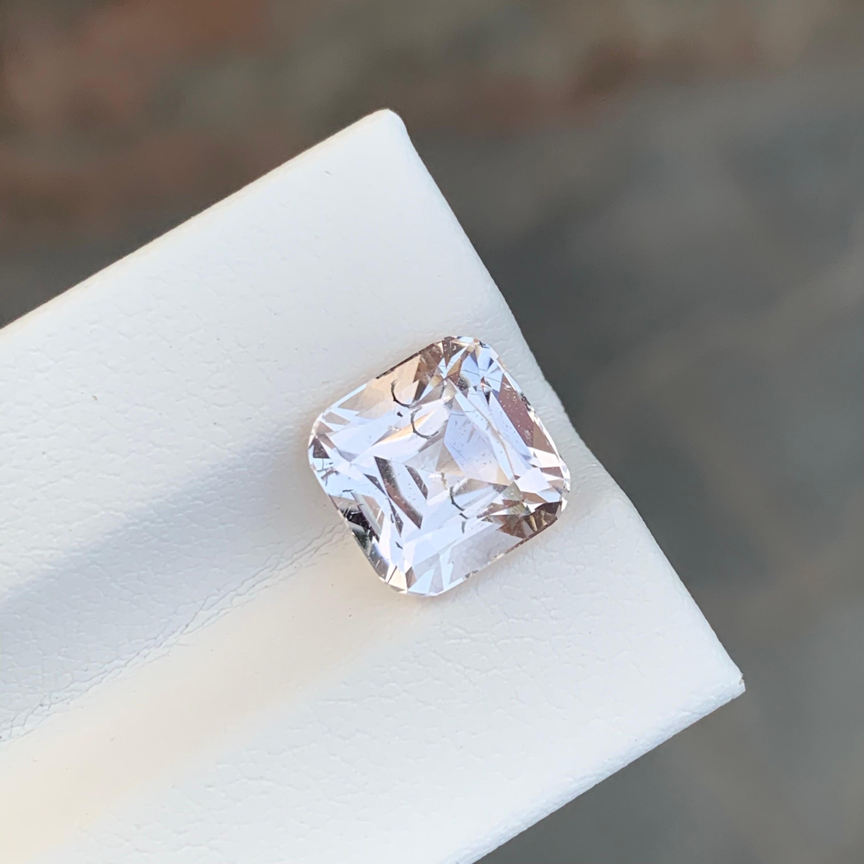 4.25 Carat Natural Loose Morganite Cushion Shape Gemstone (pierre précieuse en forme de coussin) en vente 2