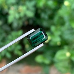 4.25 Carat Natural Vivid Green Loose Tourmaline Emerald Shape Gem For Jewellery