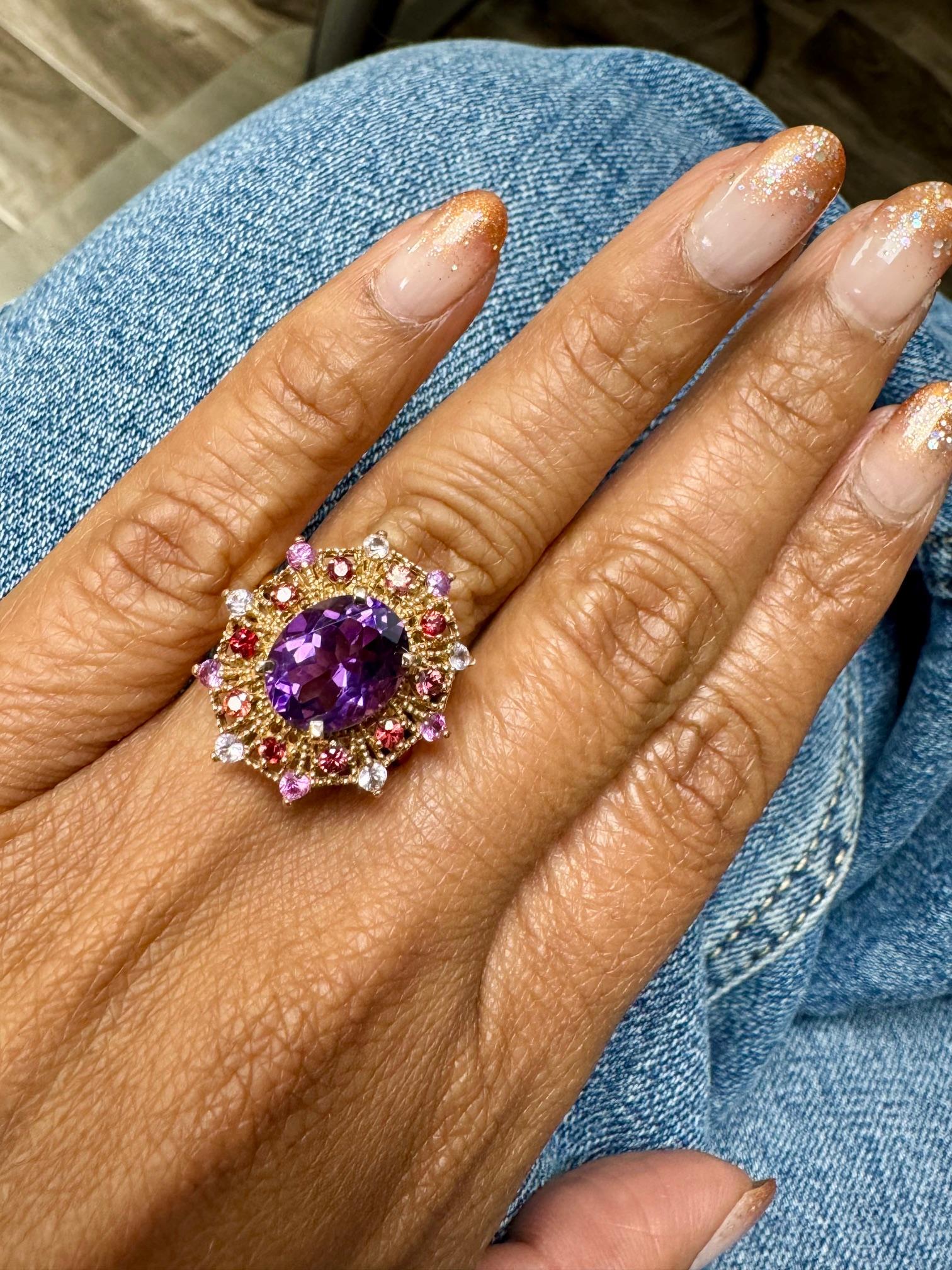 Cocktailring aus Roségold mit 4,25 Karat Amethyst und Saphir im Ovalschliff im Angebot 3