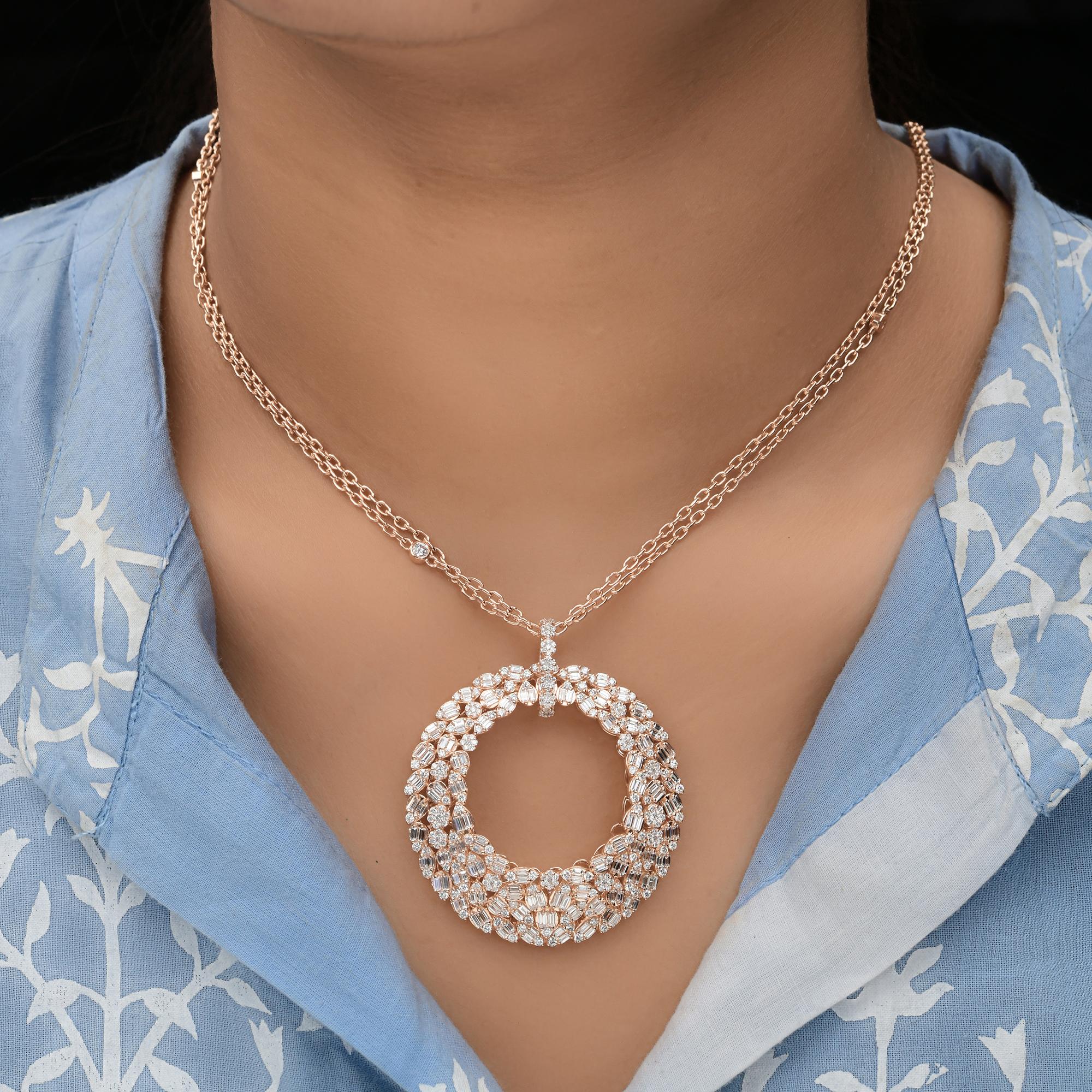 Modern 4.25 Carat SI/H Baguette & Round Diamond Pendant Necklace 14 Karat Rose Gold For Sale