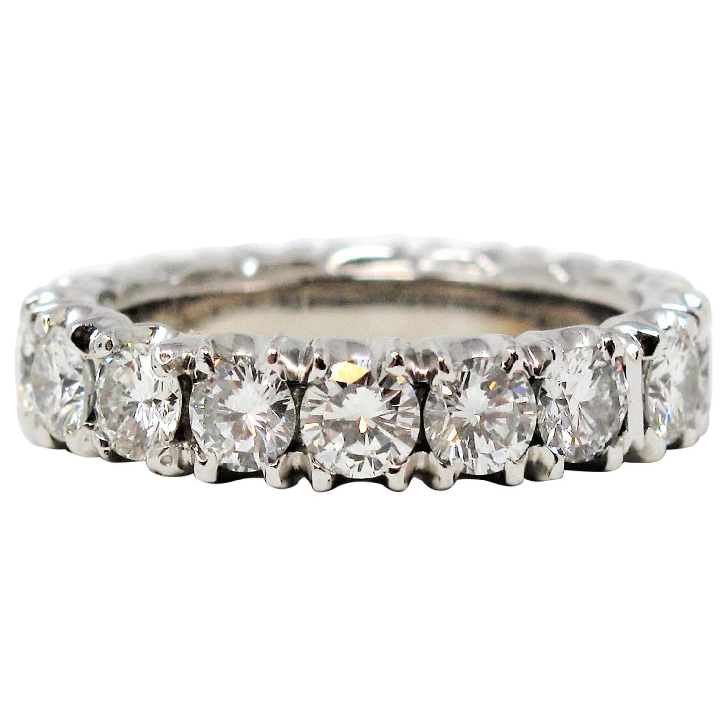 4.25 Carat Total Round Brilliant Diamond Eternity Band Ring in Platinum Size 9 For Sale
