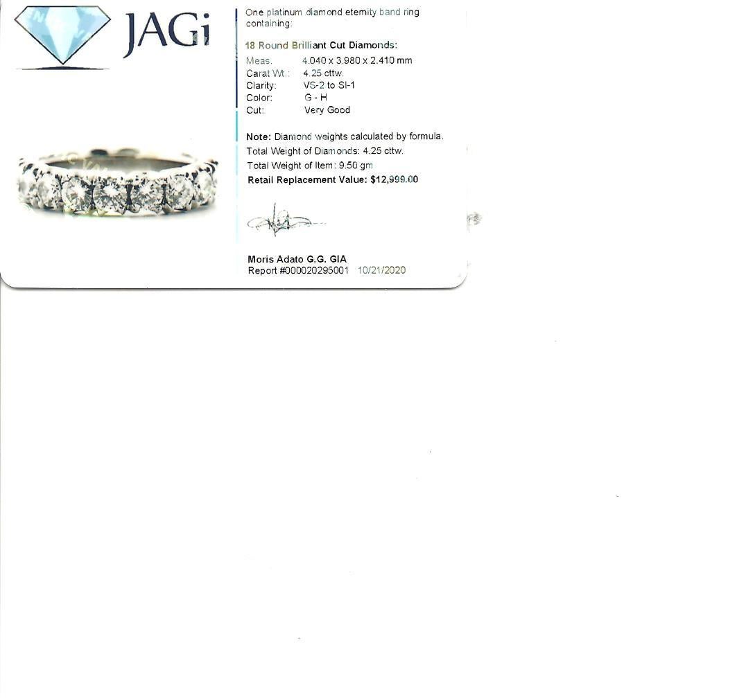 4.25 Carat Total Round Brilliant Diamond Eternity Band Ring in Platinum Size 9 in vendita 4