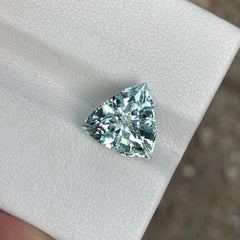 4.25 Carats Fine Sea Blue Loose Aquamarine Stone Trilliant Cut Nigerian Gemstone