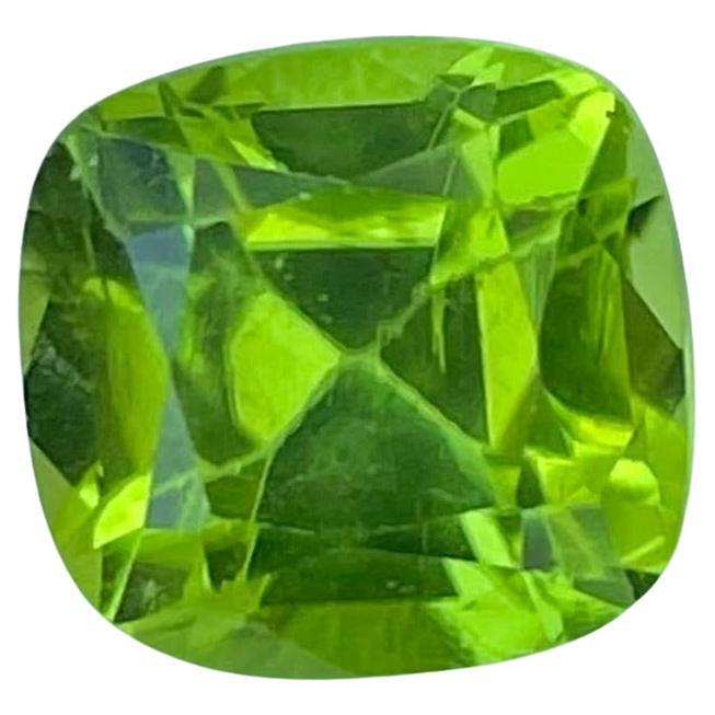 4.25 carats Soft Green Peridot Stone Cushion Cut Natural Pakistani Gemstone For Sale