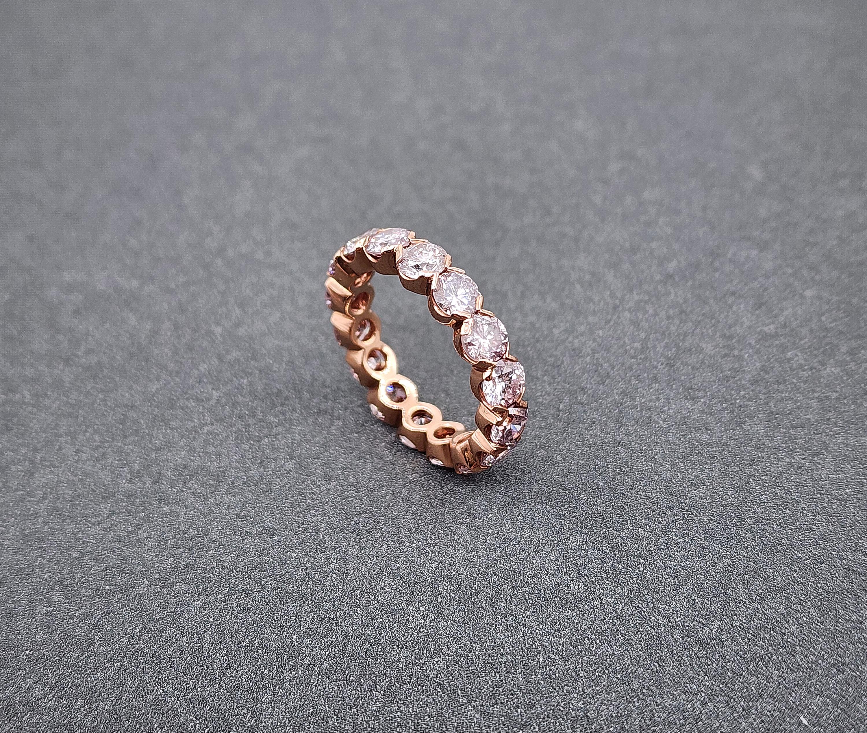 4.25 ct Certified Natural Pink Diamond Eternity Band In New Condition For Sale In Chicago, IL