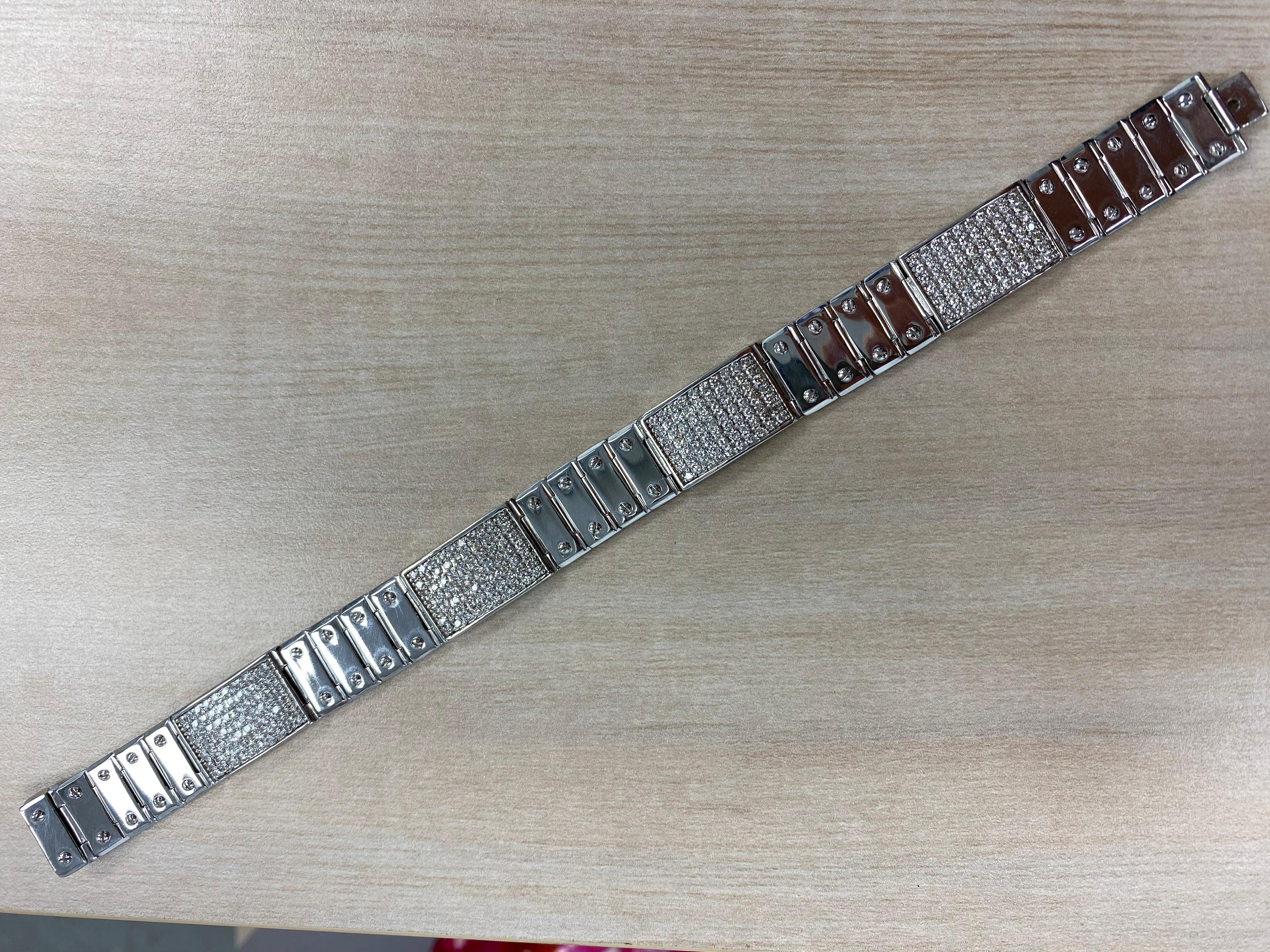 4.25 Ct Diamond ID Bracelet homme à maillons vissés 14K or blanc massif 50.8 g en vente 4