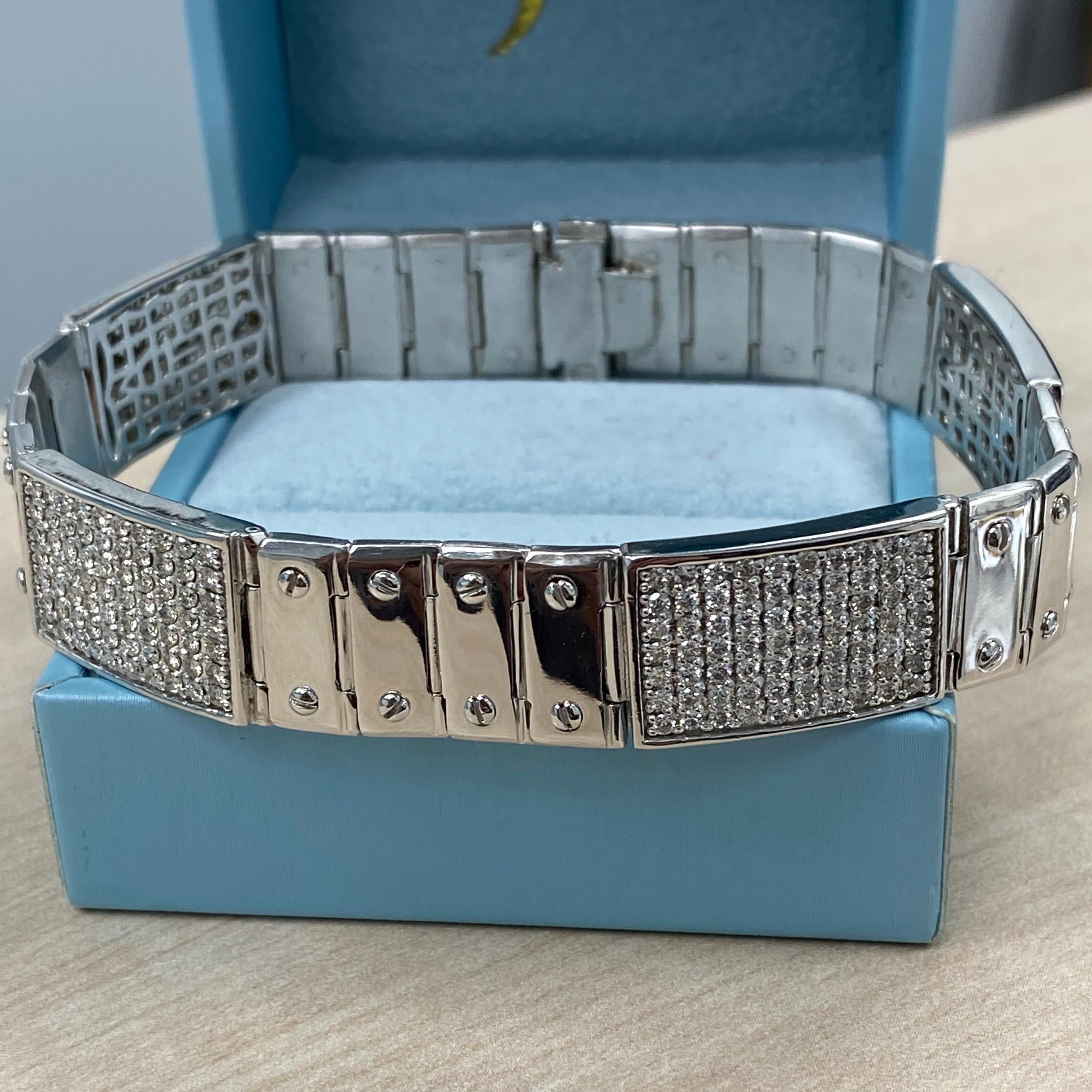 4.25 Ct Diamond ID Bracelet homme à maillons vissés 14K or blanc massif 50.8 g Pour hommes en vente