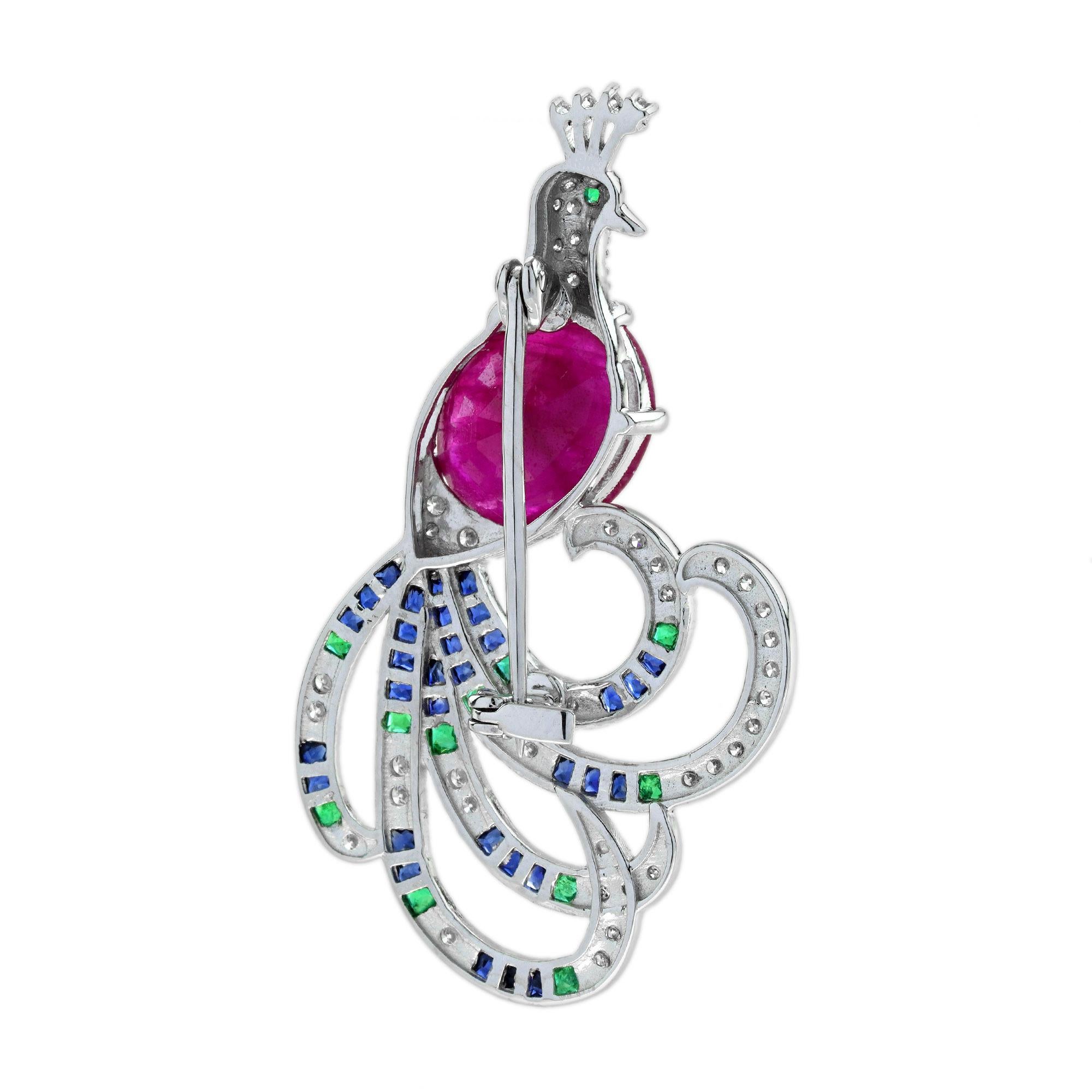 4,25 ct. Rubin Smaragd Saphir Diamant Art Deco Stil Pfau Brosche in 18K Gold (Ovalschliff) im Angebot