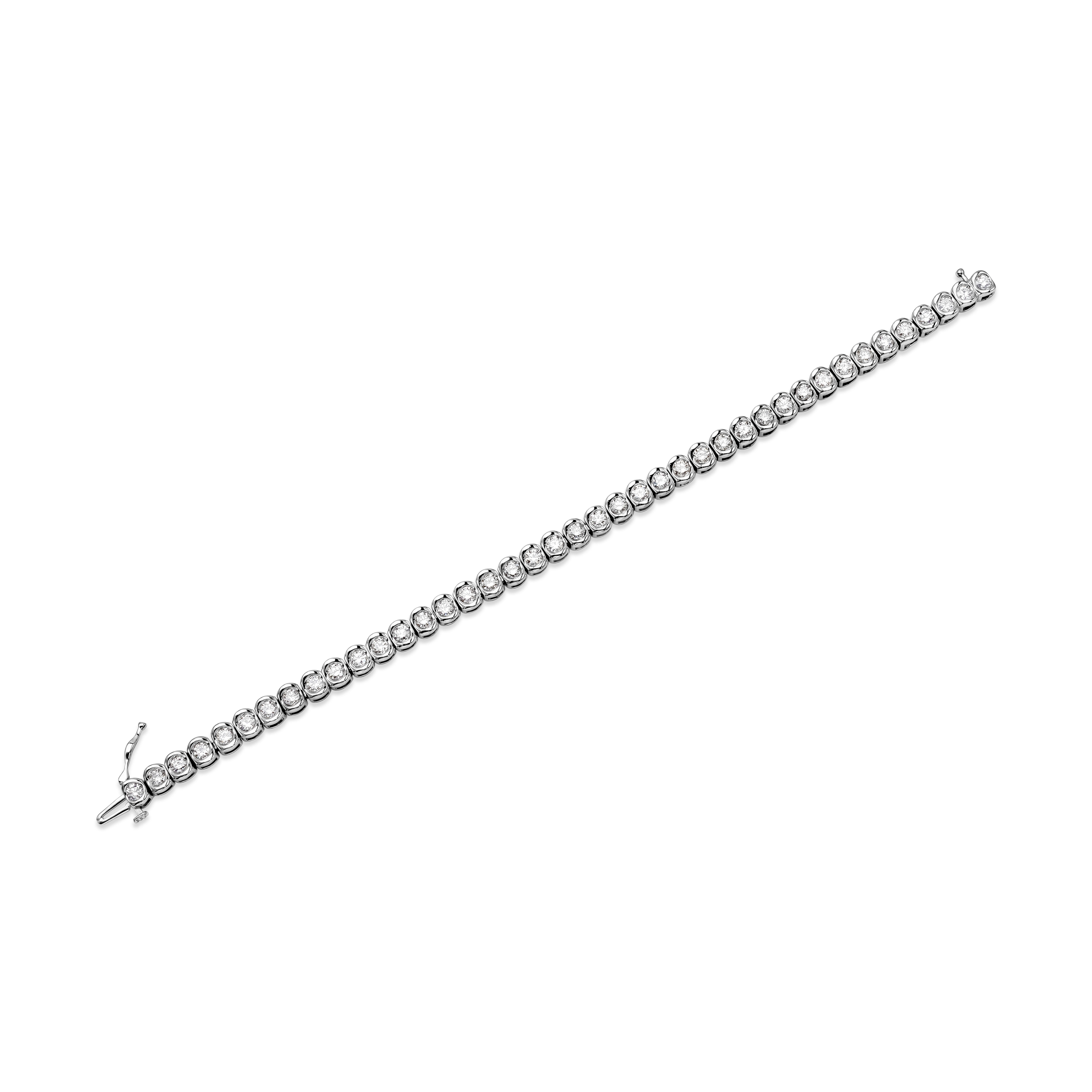 Contemporary 4.25 Carat Total Round Brilliant Cut Diamond Tennis Bracelet in White Gold For Sale
