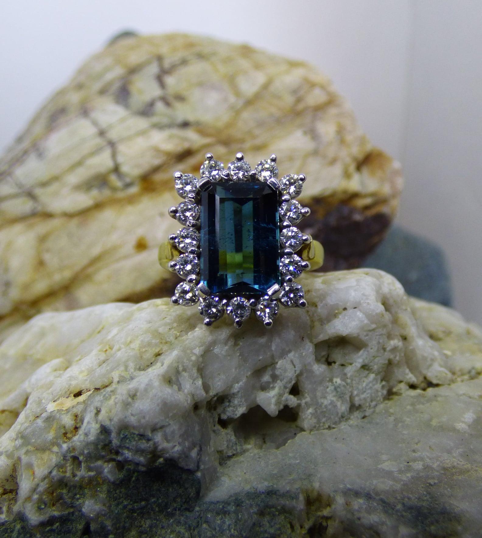 4.25ct. Step Cut  Indicolite and Diamond Cluster Ring in 18K gold For Sale 6