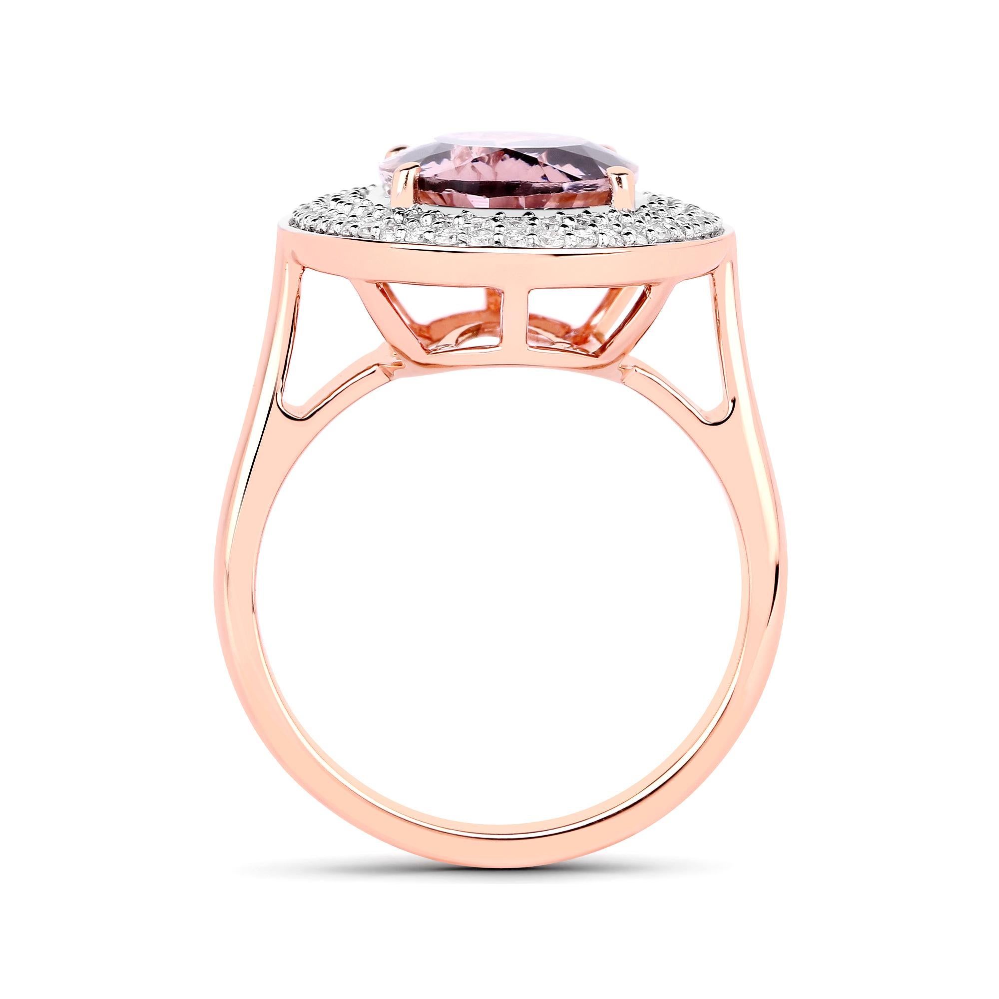 Contemporary 4.26 Carat Morganite and Diamond 14 Karat Rose Gold Cocktail Ring For Sale