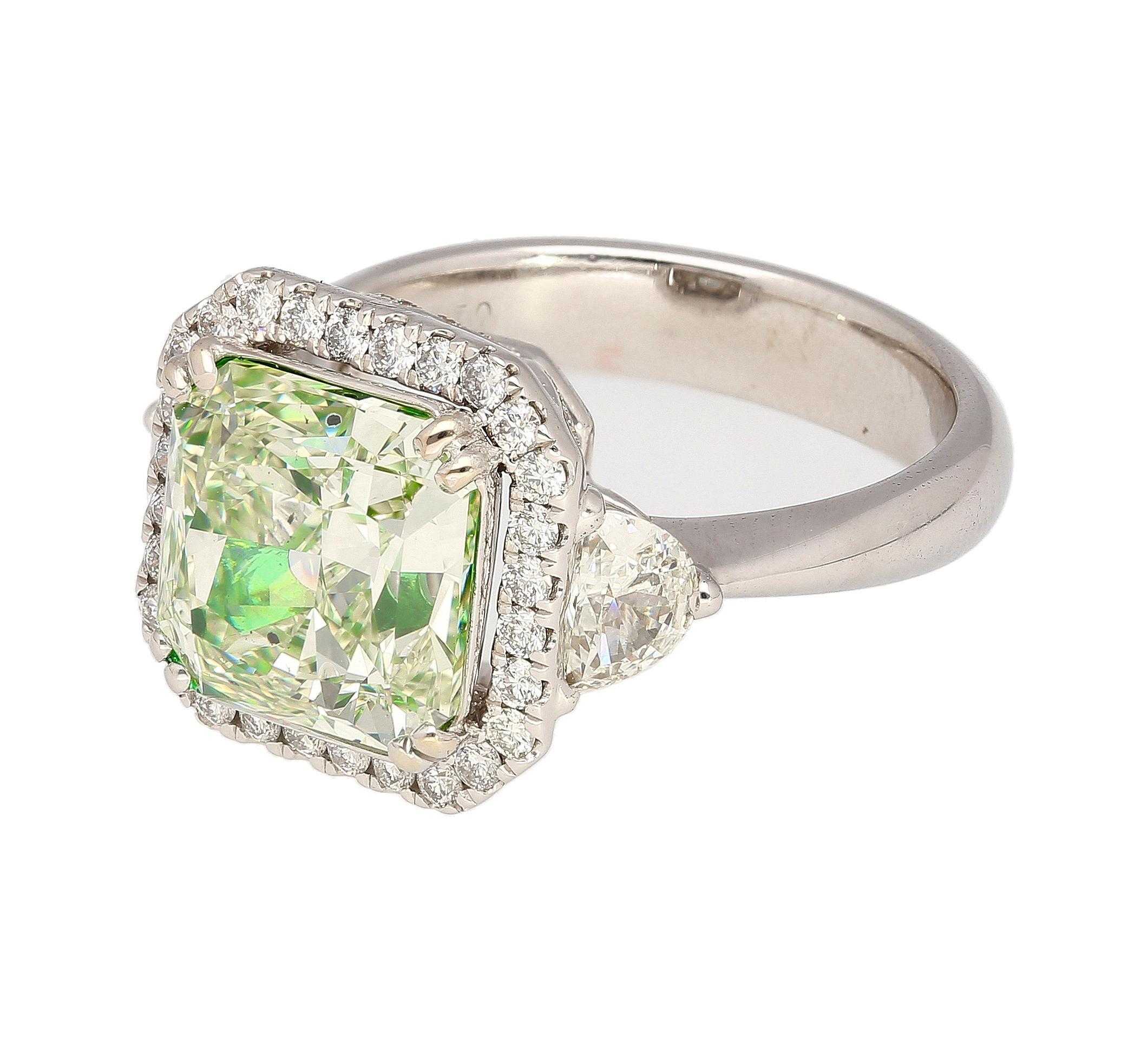 4.26 Carat Radiant Cut Fancy Yellowish Green SI1 Clarity 18K GIA Diamond Ring In Good Condition For Sale In Miami, FL