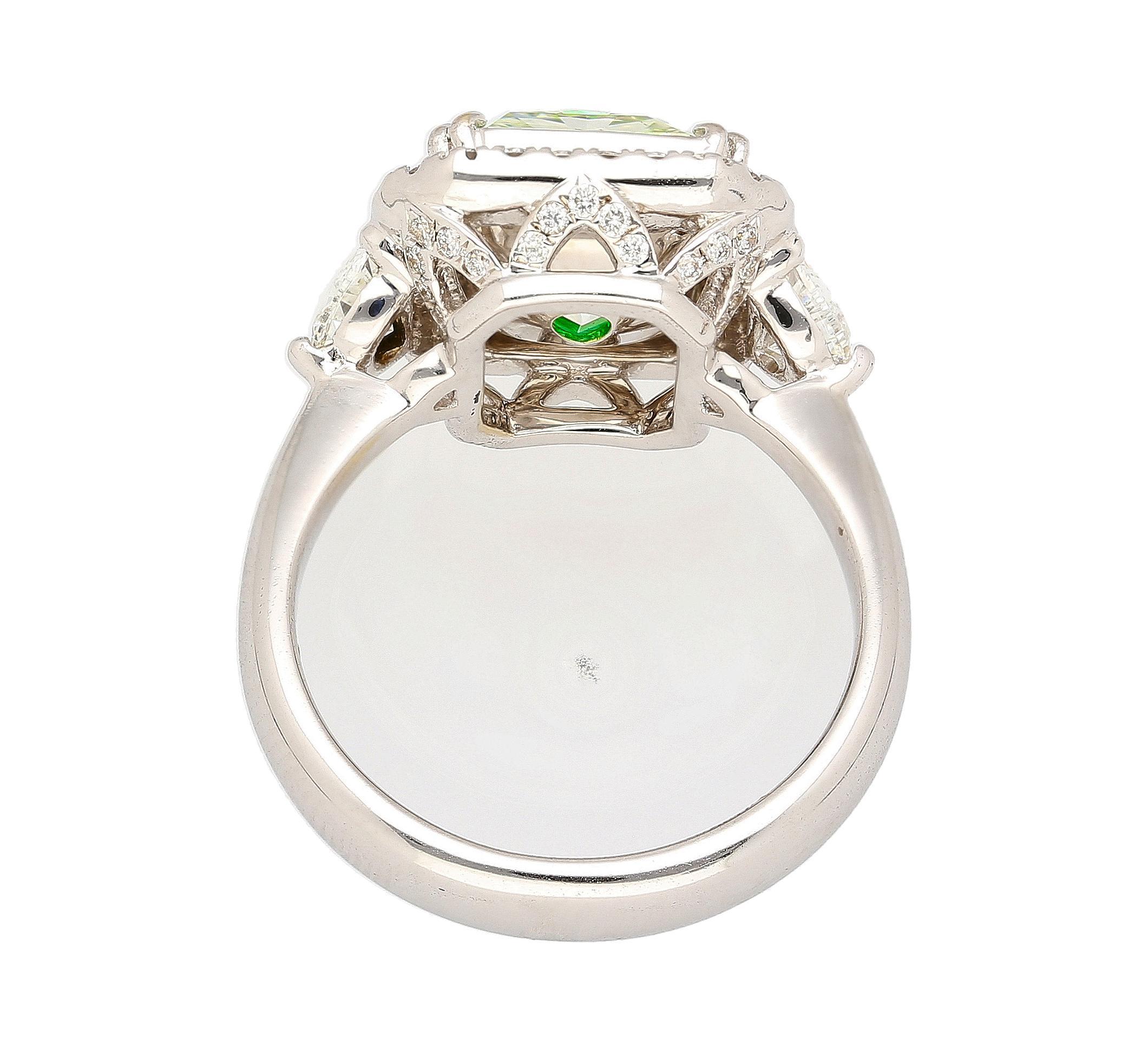 4.26 Carat Radiant Cut Fancy Yellowish Green SI1 Clarity 18K GIA Diamond Ring For Sale 4
