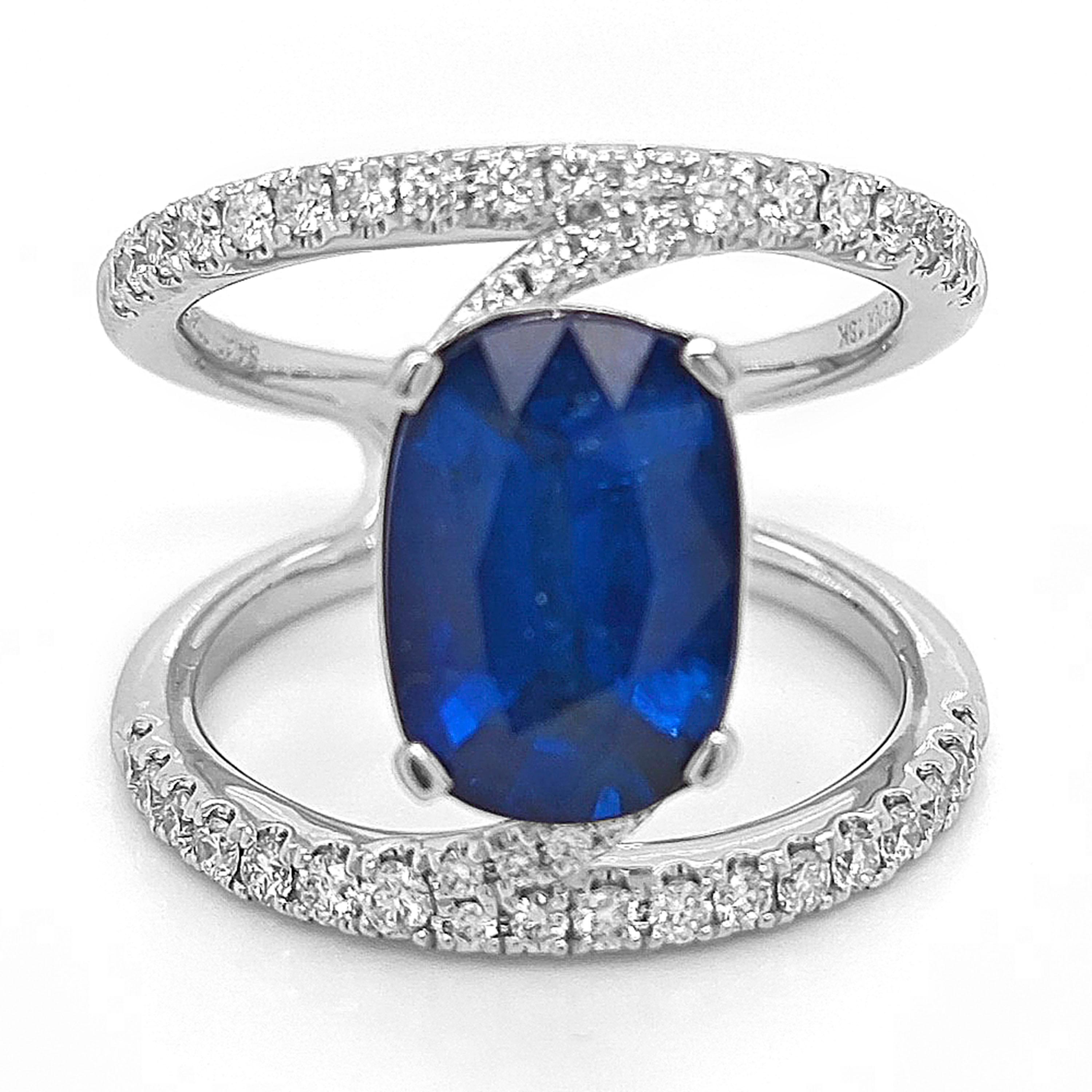 Mixed Cut 4.26 Carat Sapphire and White Diamond White Gold Ring For Sale
