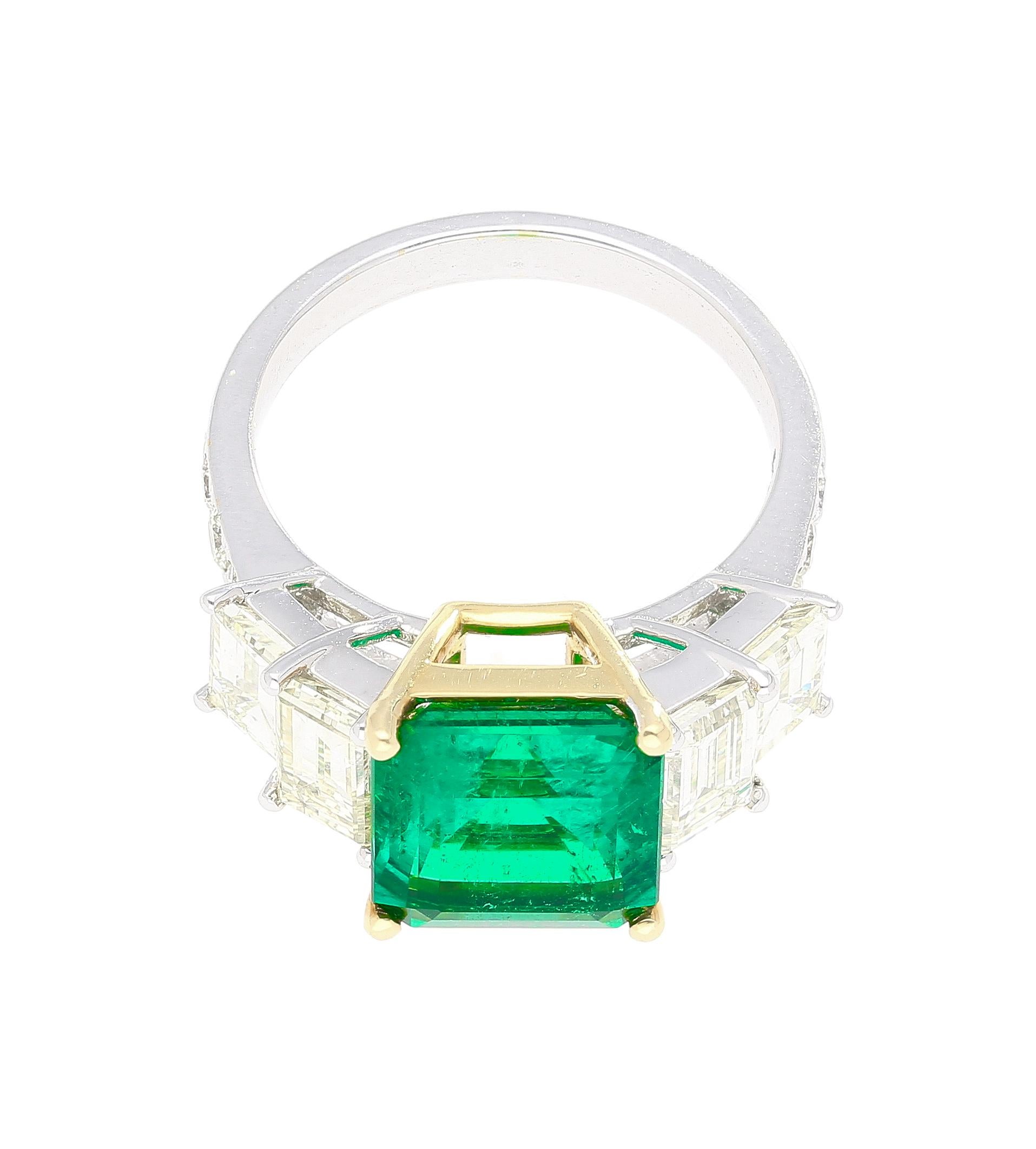 4 ct emerald ring