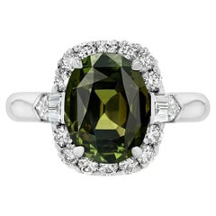 4.26ct oval Alexandrite Ring in Platinum. GIA certified.
