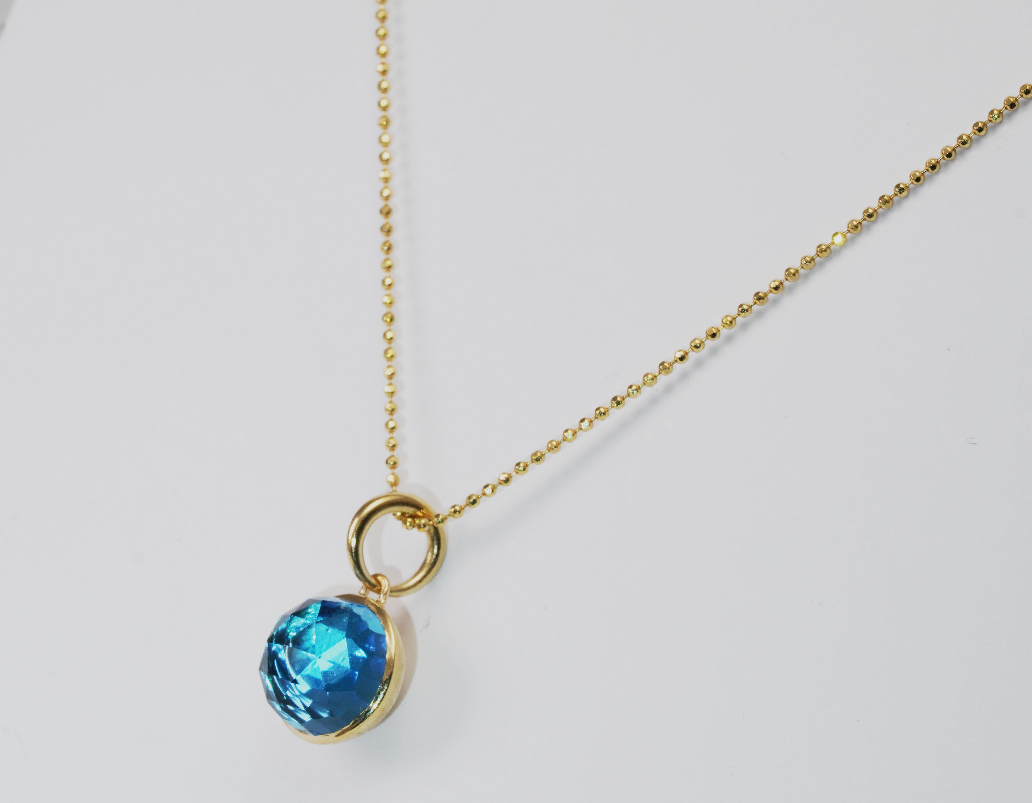 4.27 Carat Swiss Blue Topaz Necklace In New Condition For Sale In София, BG