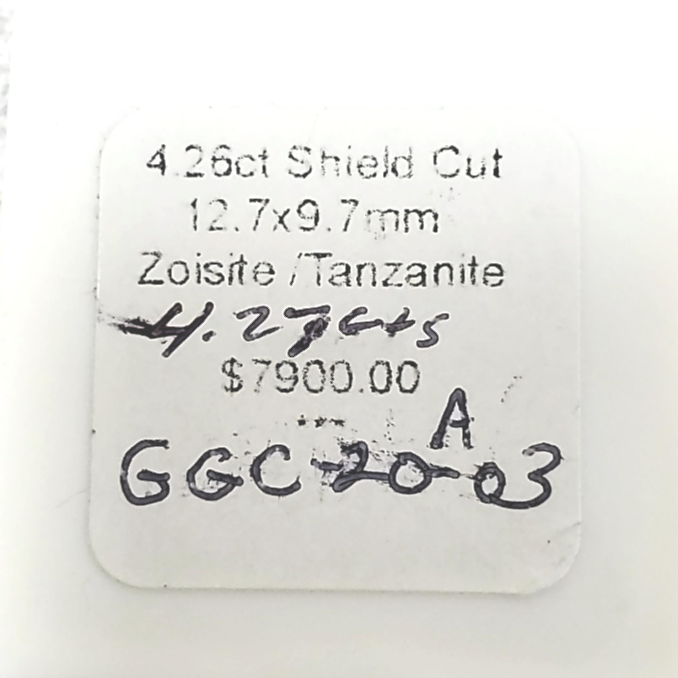 4.27ct Freeform GREEN Zoisite (même minéral que la Tanzanite !)  Coupe et couleur uniques ! en vente 4