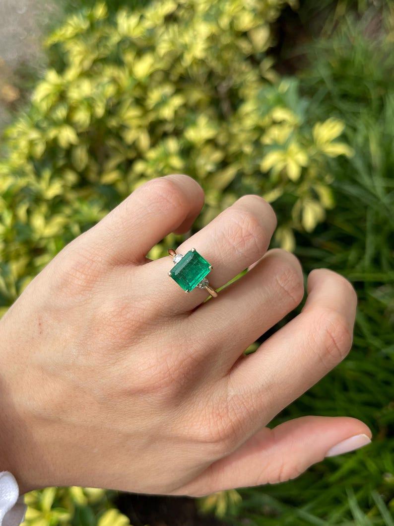 Modern 4.27tcw 14K Emerald Cut Emerald & Diamond Three-Stone Ring Vivid Green 585 Gold For Sale