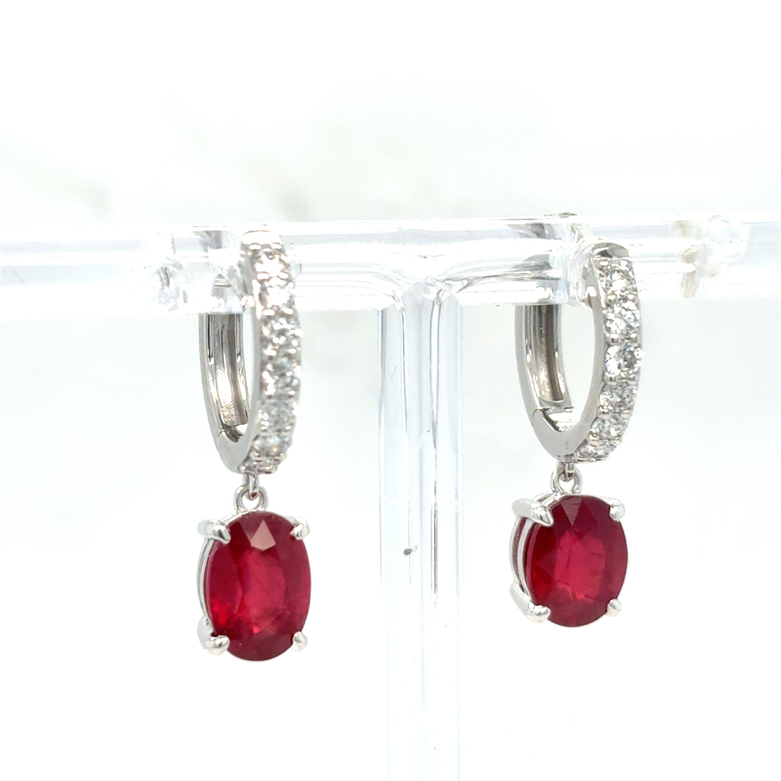 Oval Cut 4.28 Carat Ruby Diamond Platinum Dangling Earrings For Sale