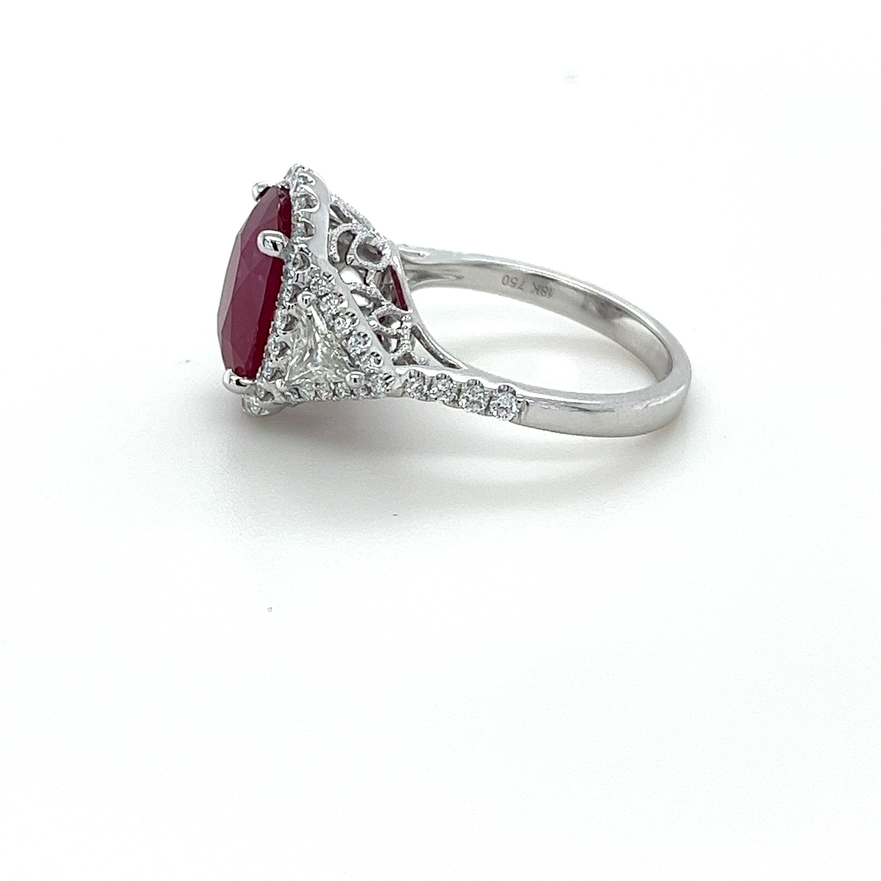 Modern 4.28 Carat Ruby & Diamond Ring in 18 Karat White Gold For Sale