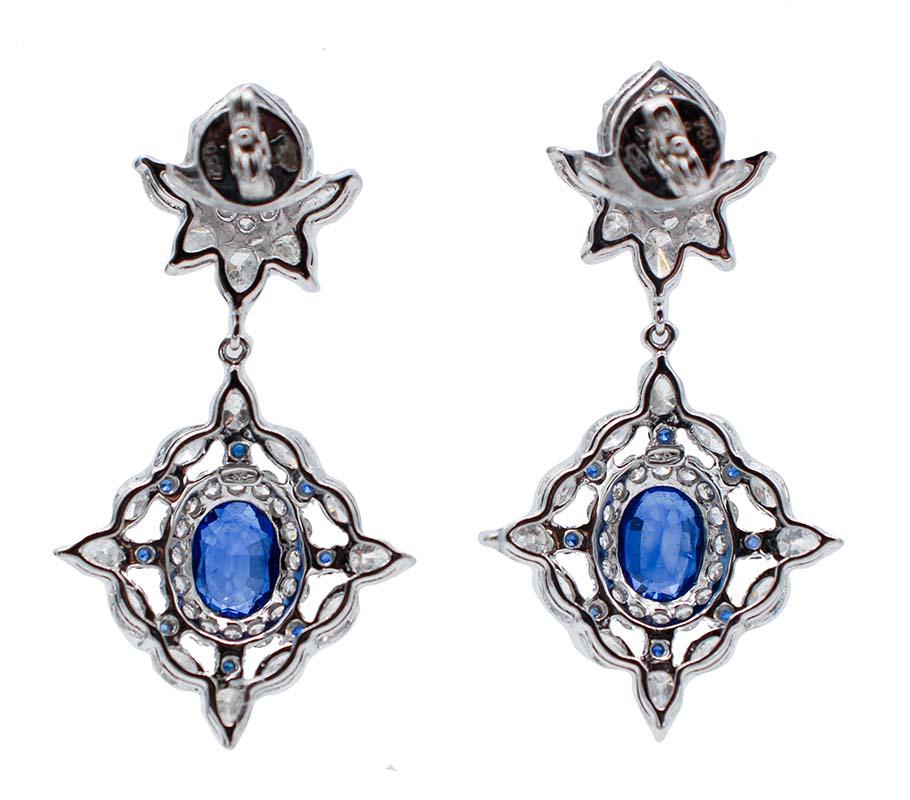 Modern 4.28 Carats Blue Sapphires, 5.18 Carats Diamonds, 18 Karat White Gold Earrings For Sale