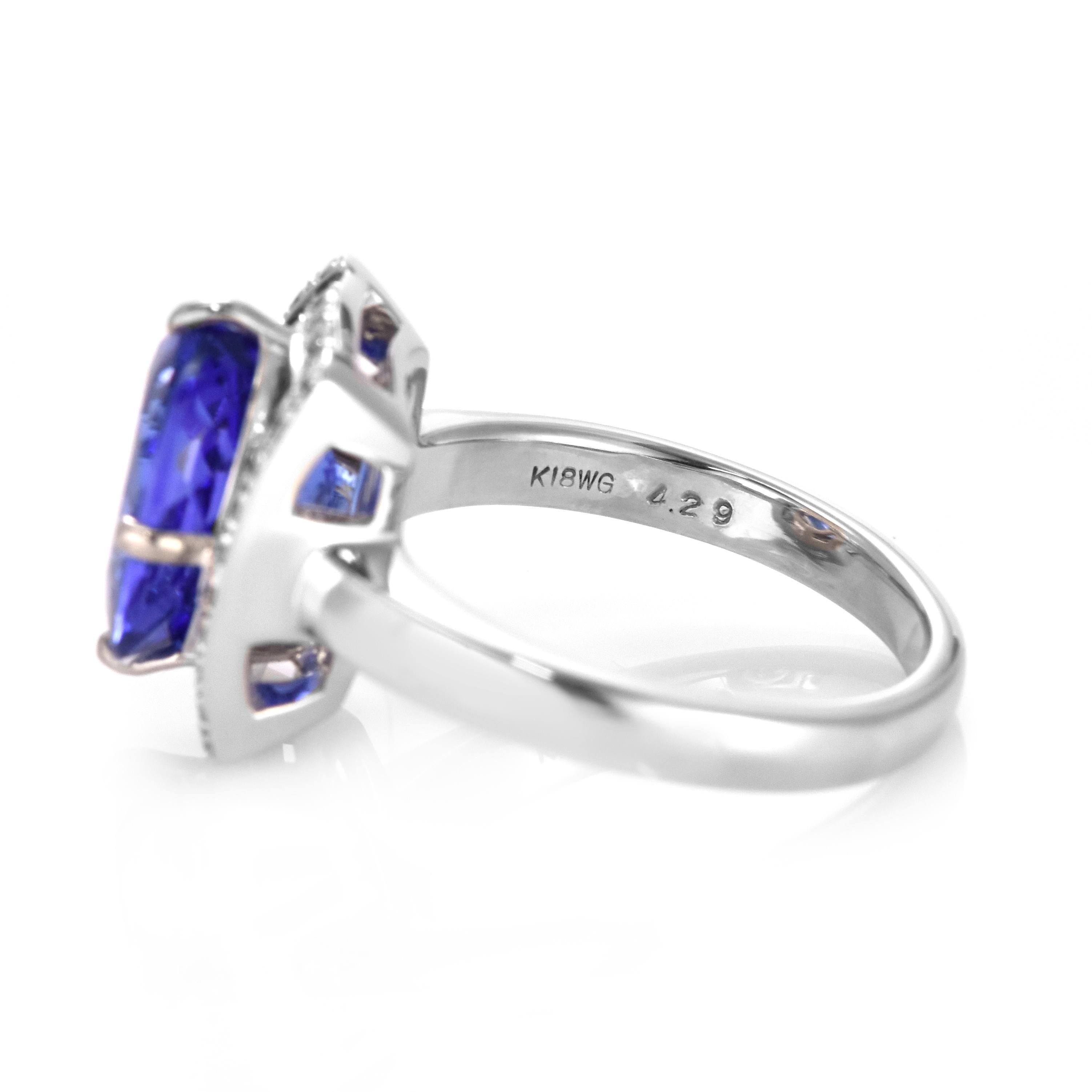 4.29 Carat Natural 'AAA' Tanzanite and Diamond Ring Made in 18 Karat White Gold For Sale 1