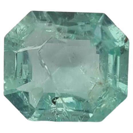 Gemma di smeraldo verde chiaro 4,2ct in vendita