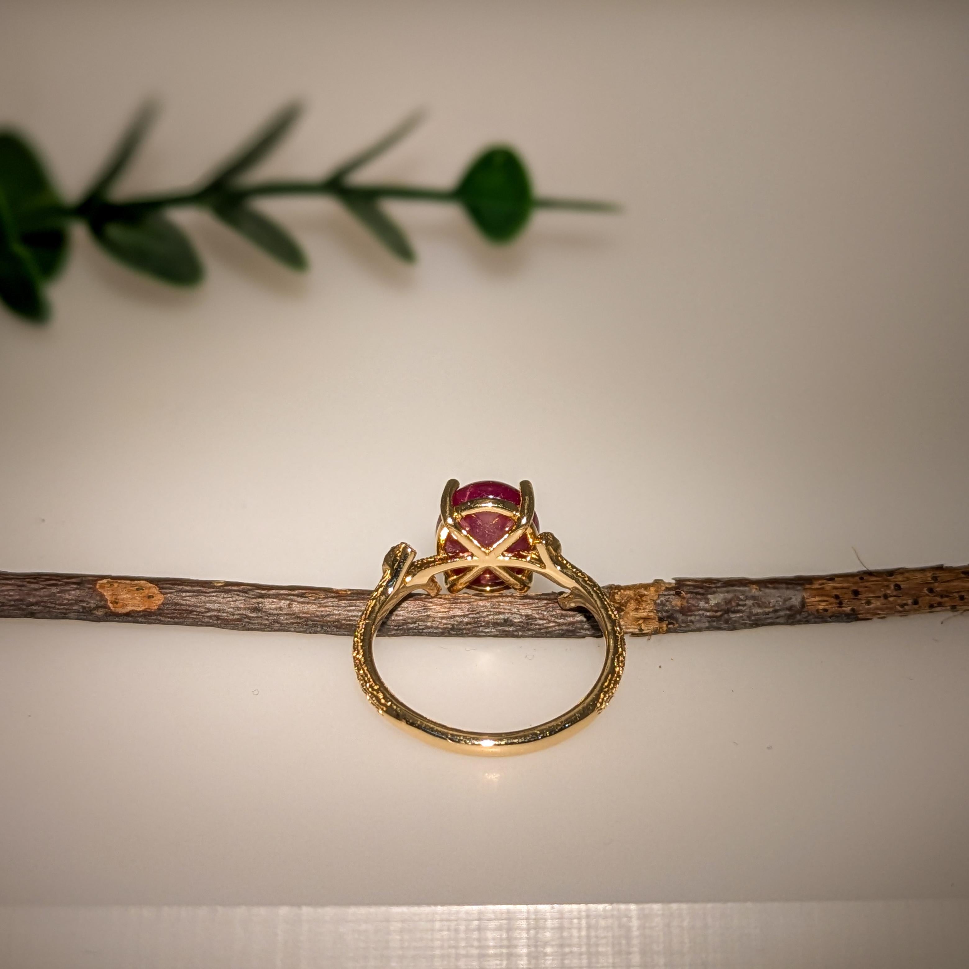 Women's 4.2ct Star Ruby Ring w Natural Diamond Accents in Solid 14K Gold  OV 10x8mm For Sale