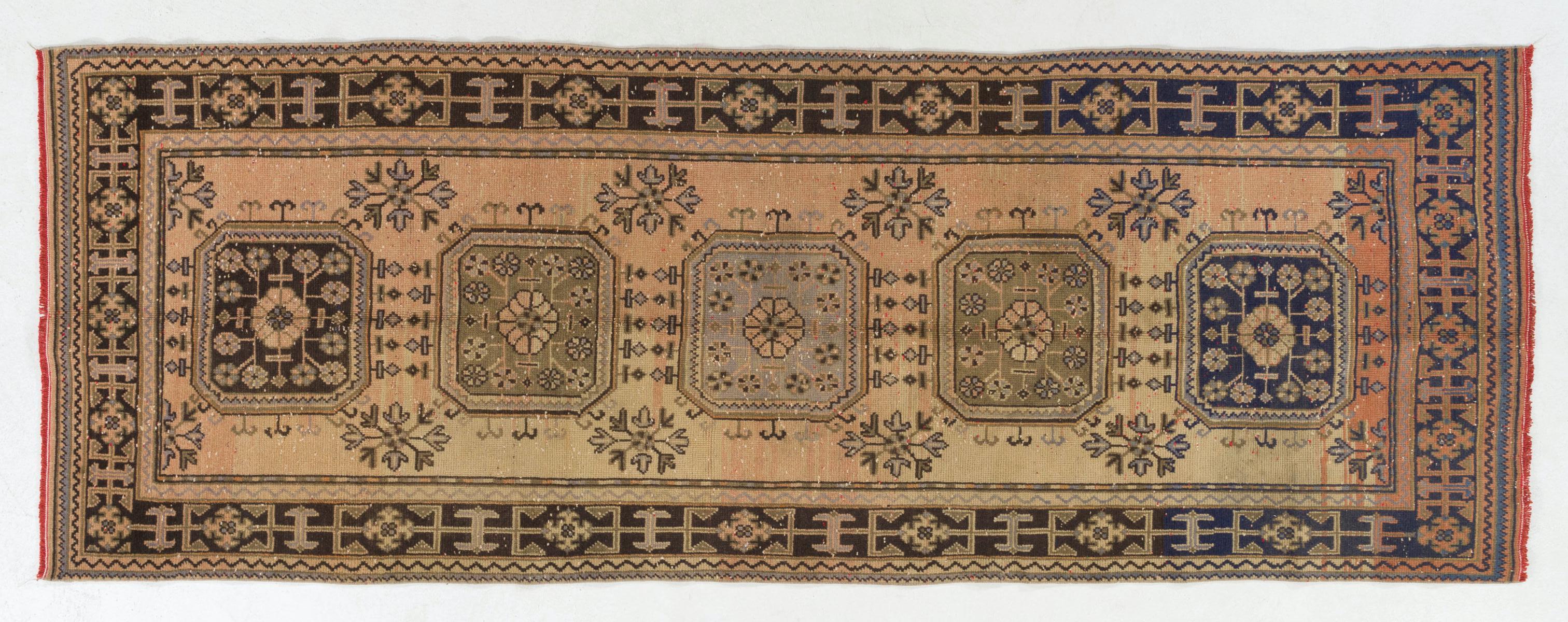 Handgefertigter türkischer Vintage-Teppich mit 4.2x11.6 Fuß. Läufer aus Wolle und Baumwolle für den Flur (Handgewebt) im Angebot